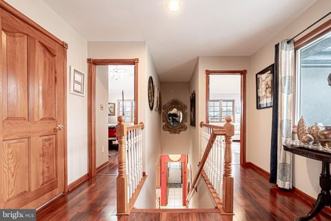 listing image 90