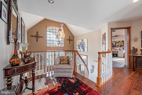 listing image 80