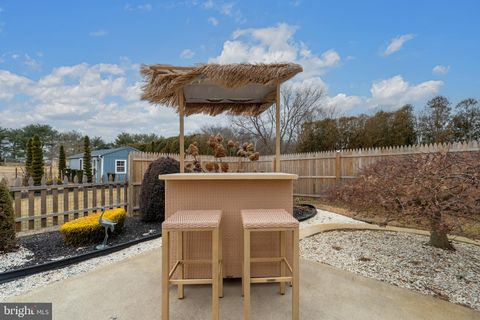 listing image 112