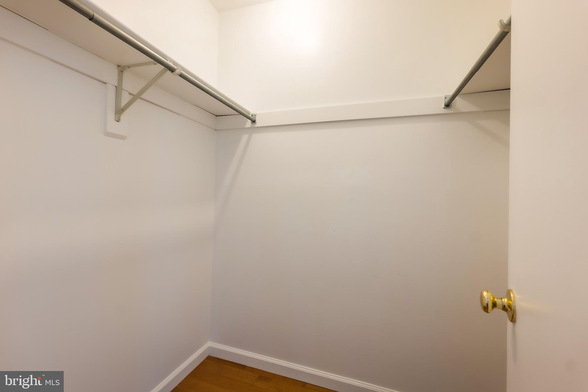 COLLEGE SQUARE - Residential Lease