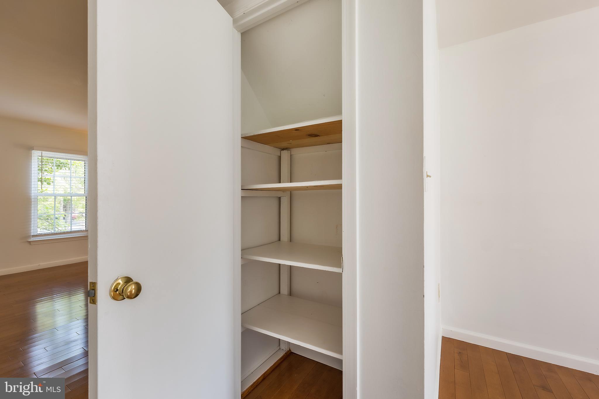 COLLEGE SQUARE - Residential Lease