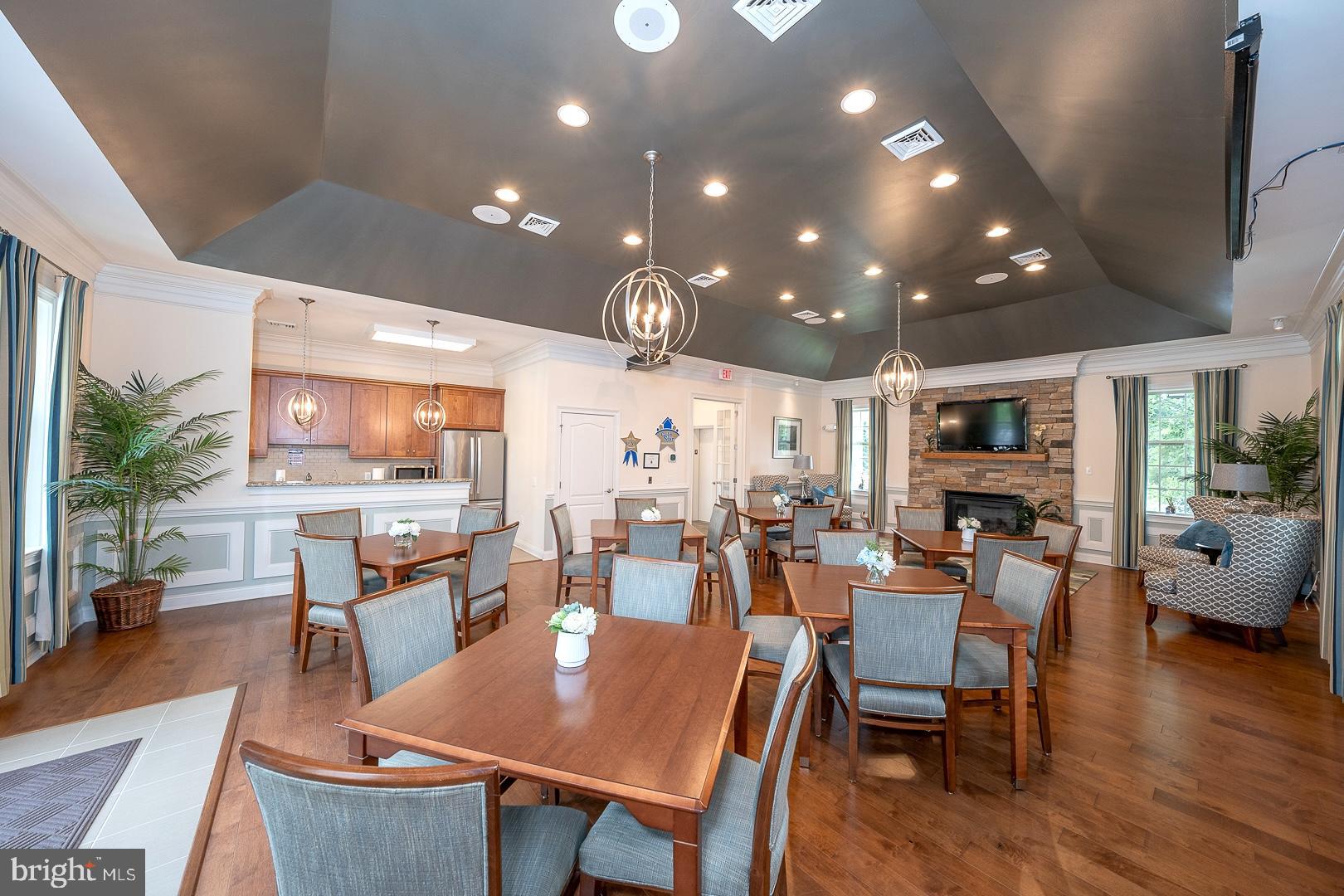 APPLEBROOK MEADOWS - Residential