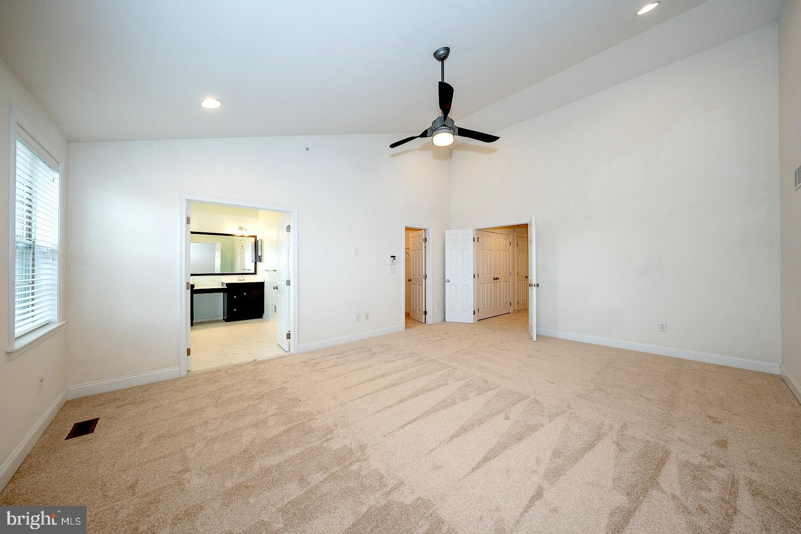 APPLEBROOK MEADOWS - Residential