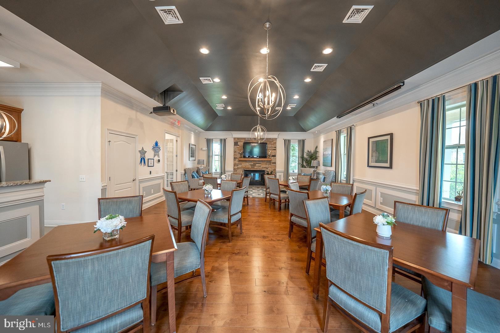 APPLEBROOK MEADOWS - Residential