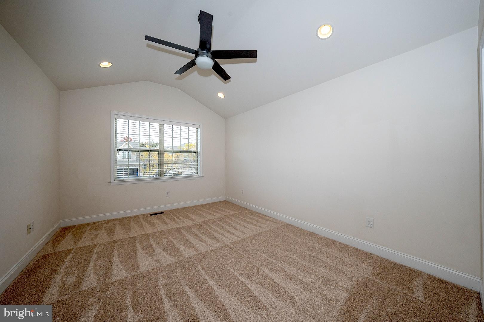 APPLEBROOK MEADOWS - Residential