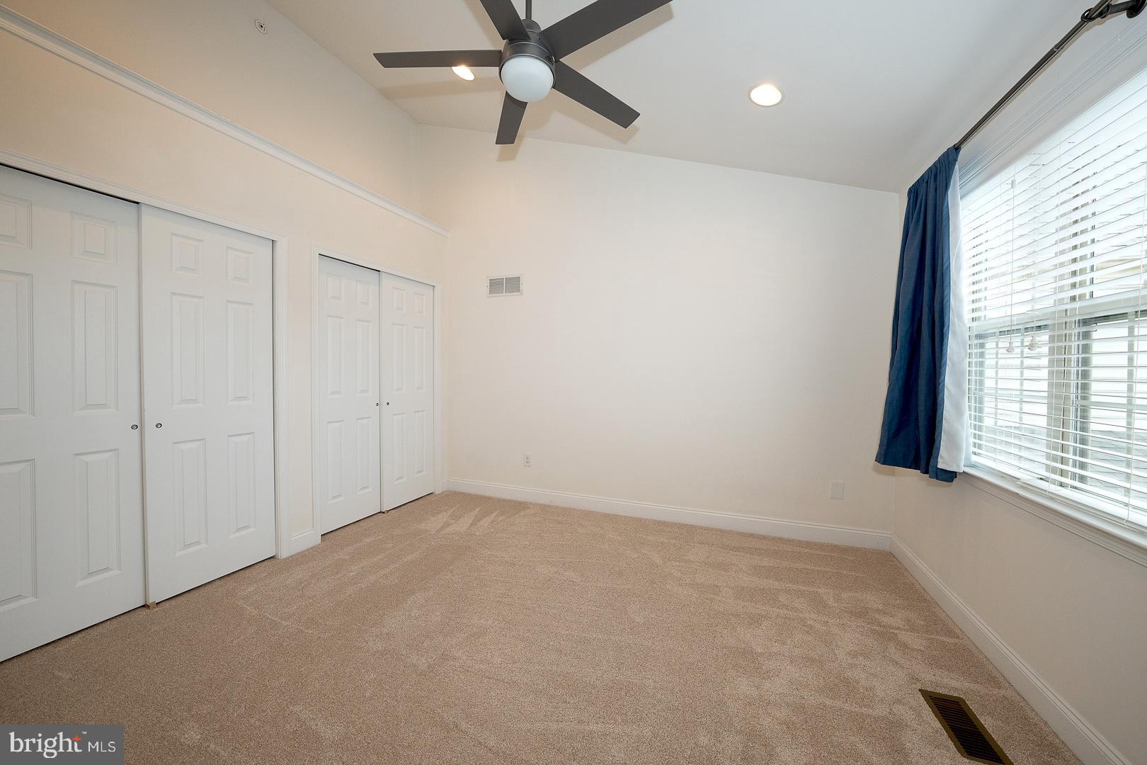 APPLEBROOK MEADOWS - Residential