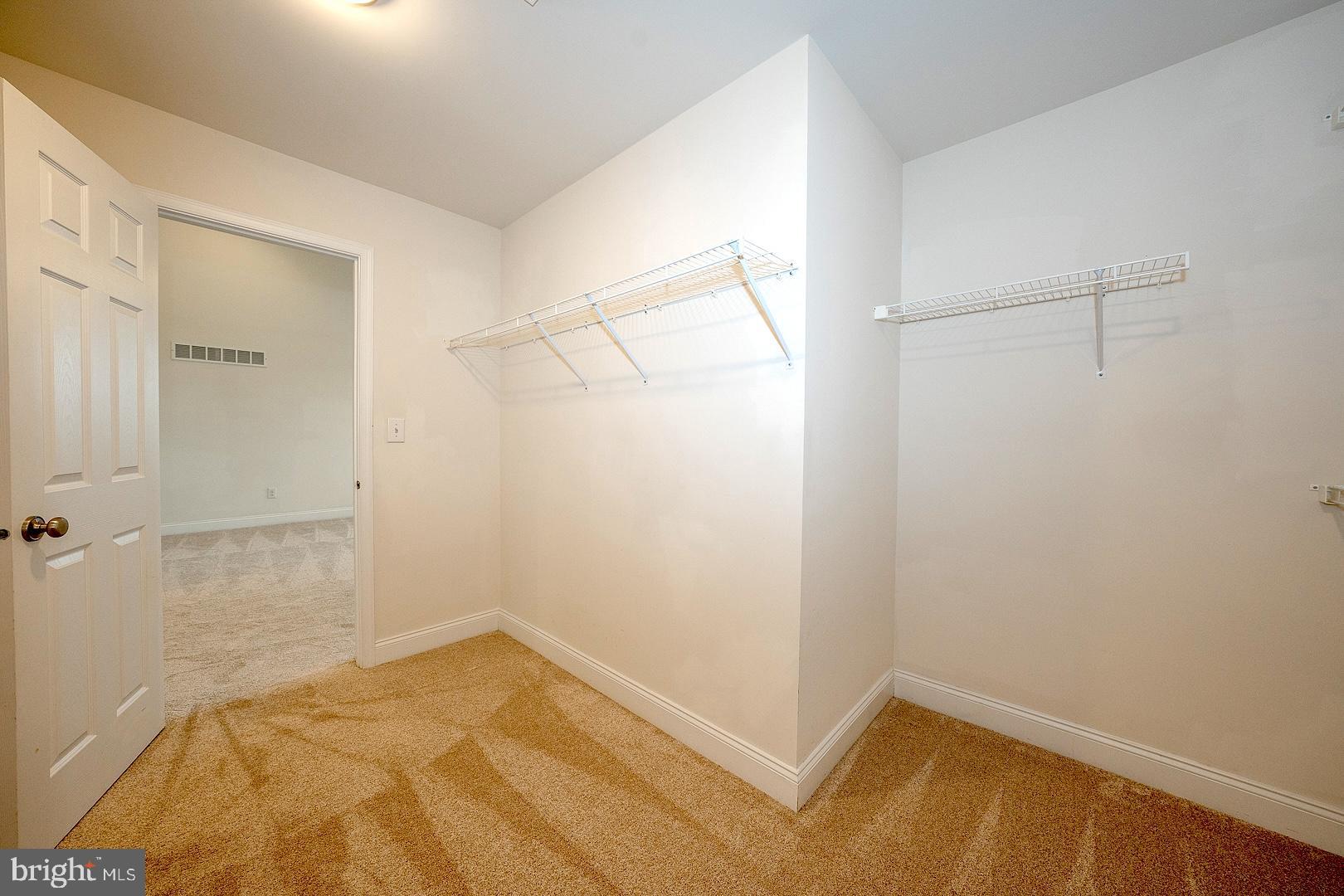 APPLEBROOK MEADOWS - Residential