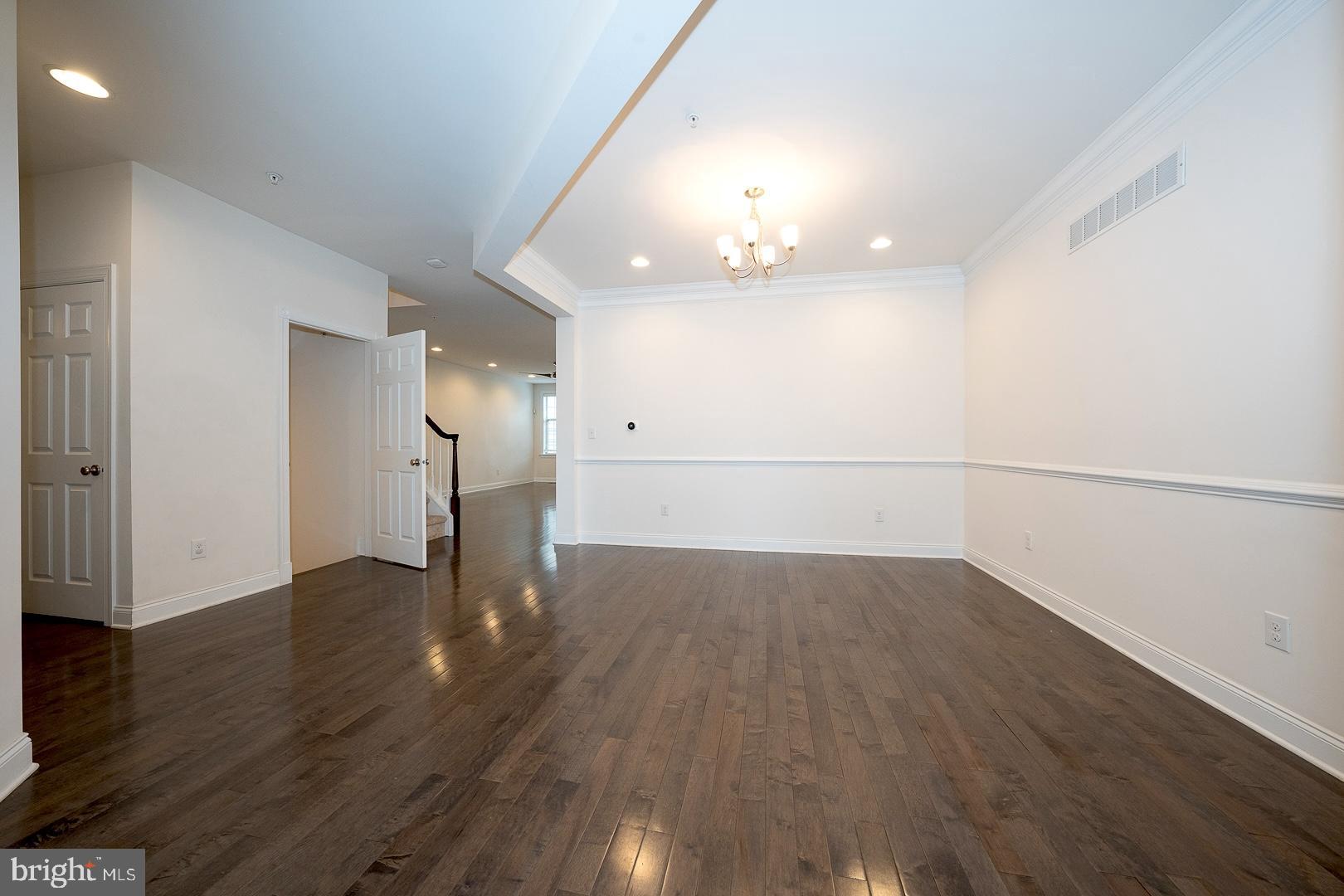 APPLEBROOK MEADOWS - Residential