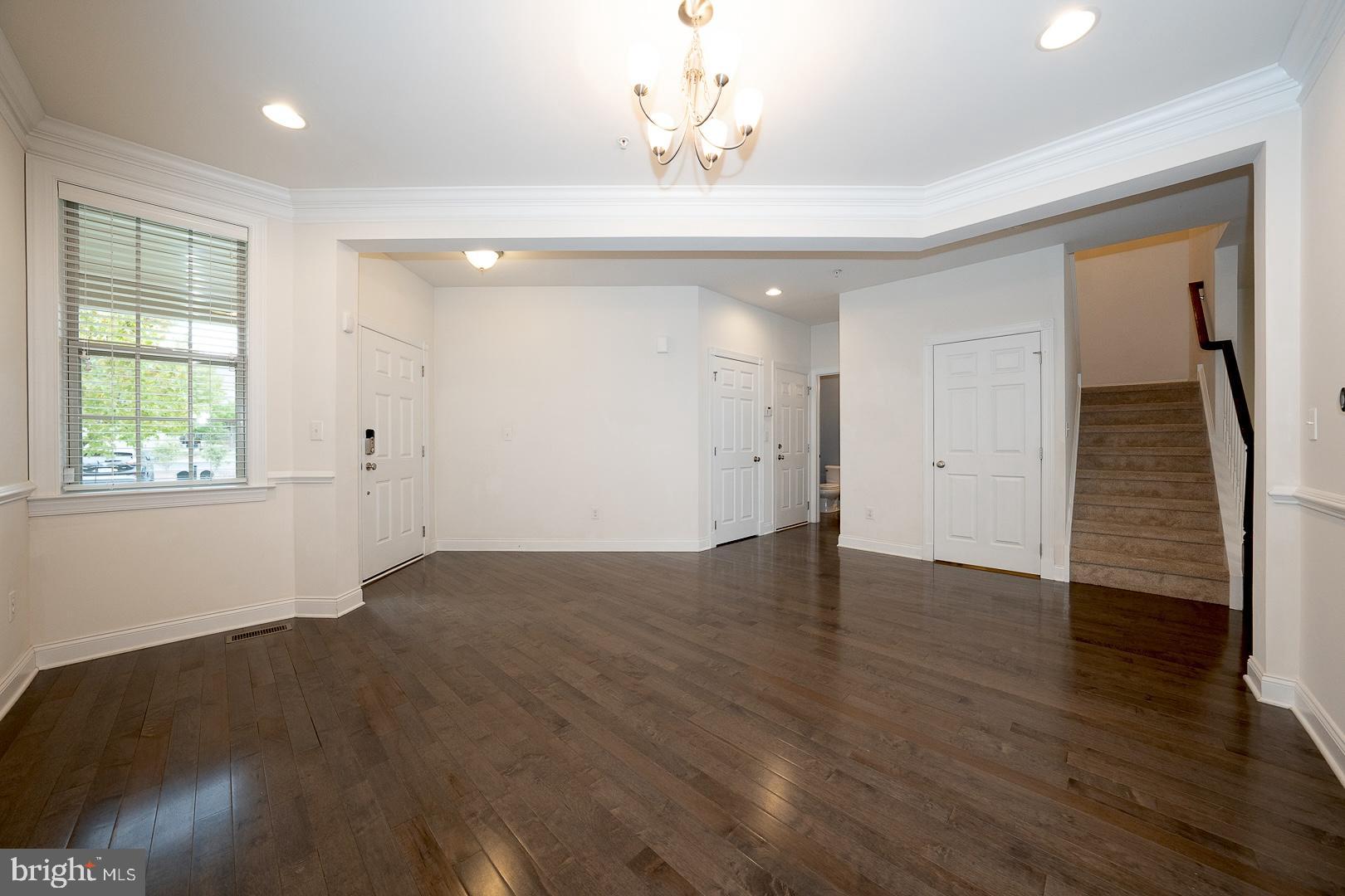 APPLEBROOK MEADOWS - Residential