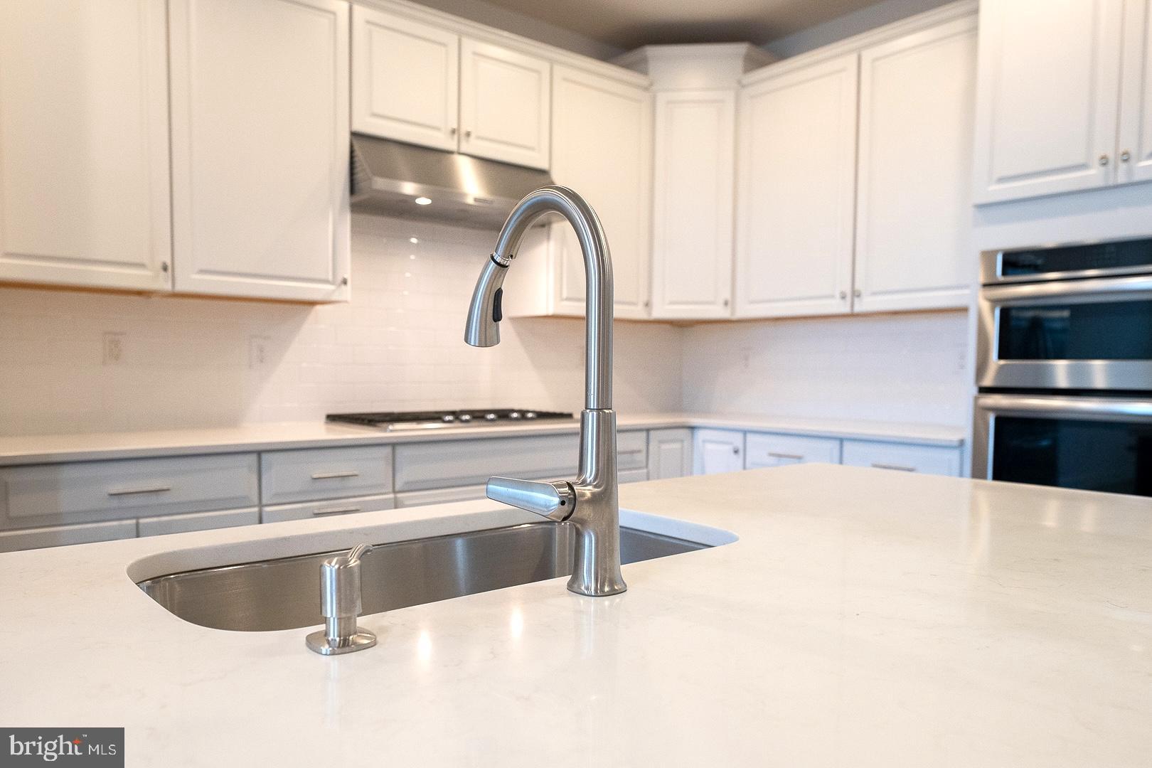 APPLEBROOK MEADOWS - Residential