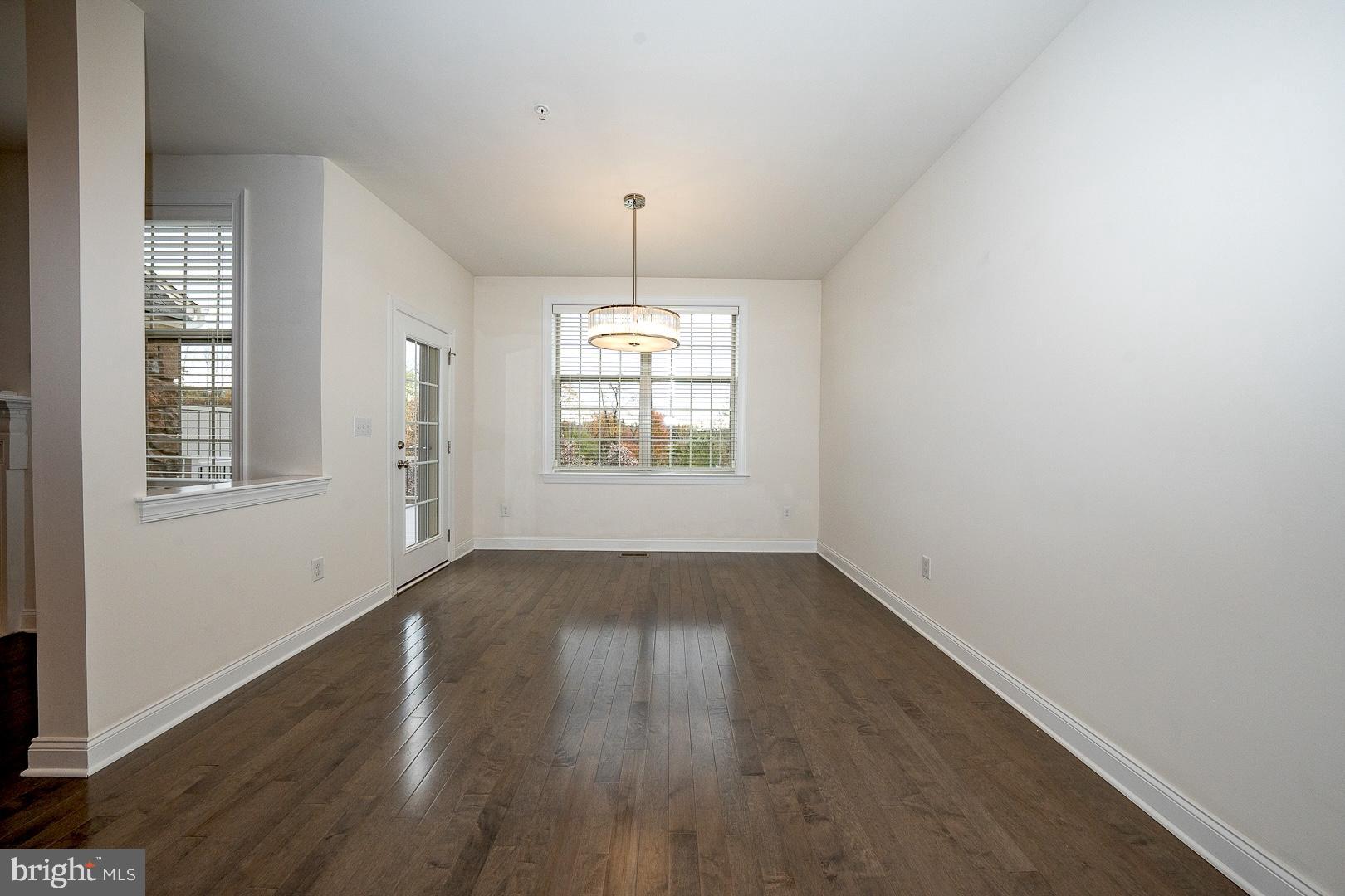 APPLEBROOK MEADOWS - Residential