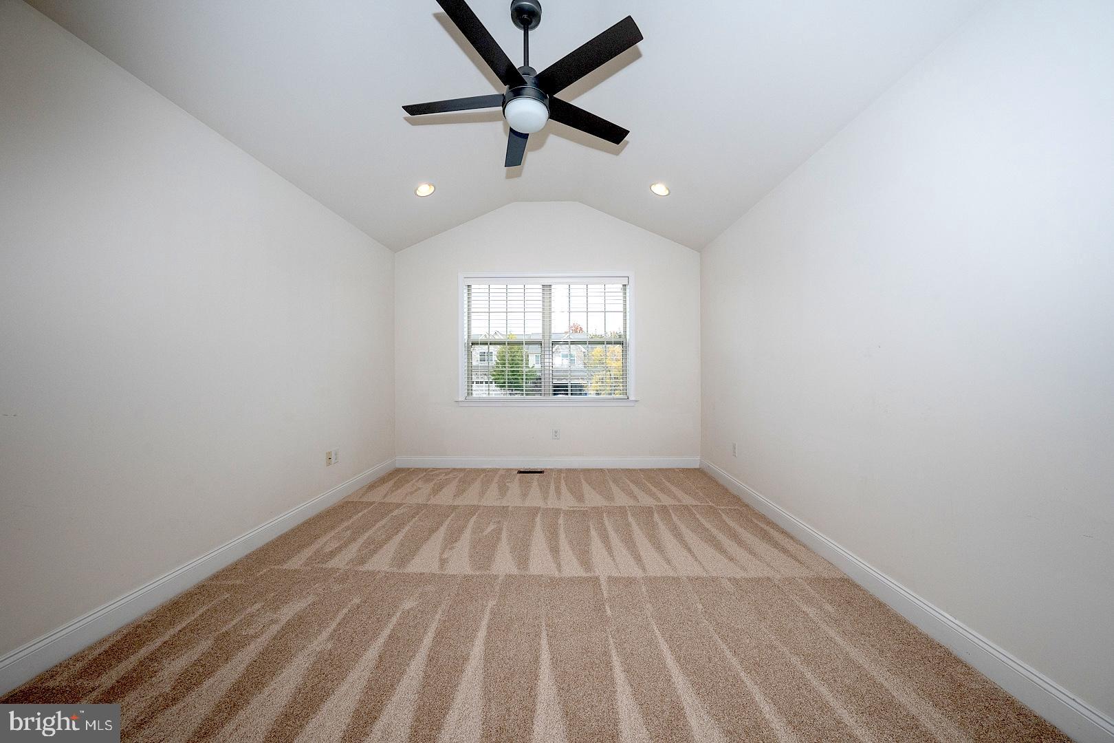 APPLEBROOK MEADOWS - Residential