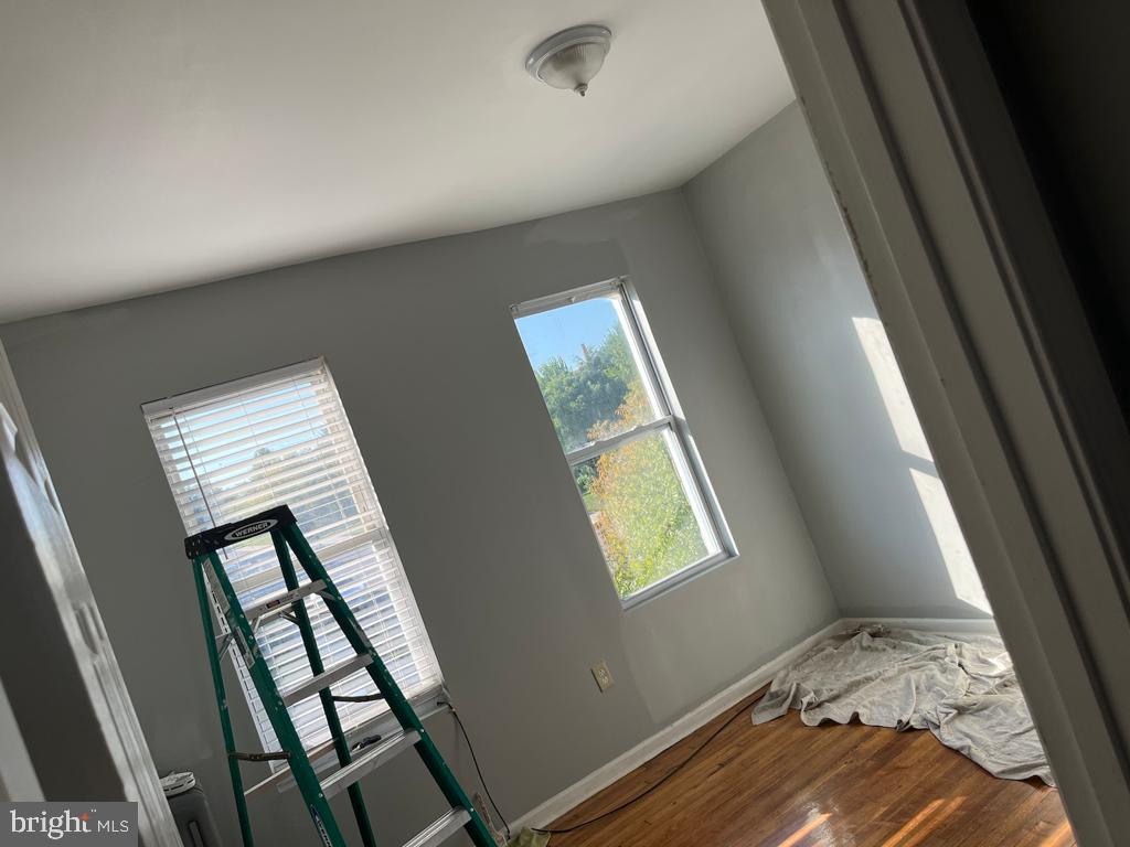 MONDAWMIN - Residential Lease