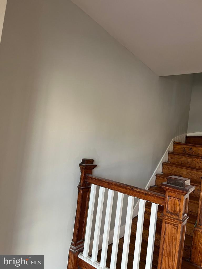 MONDAWMIN - Residential Lease