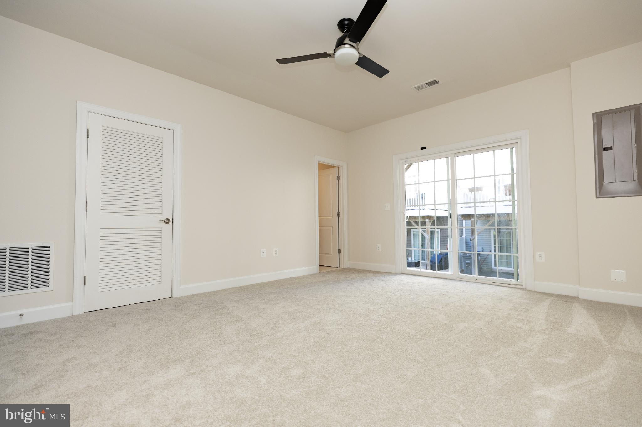 HAYMARKET CROSSING - Residential