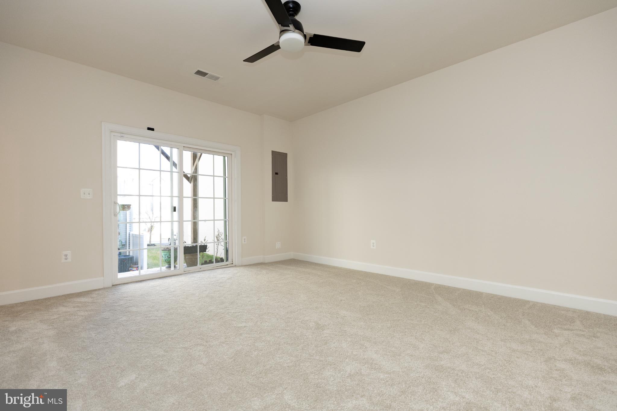 HAYMARKET CROSSING - Residential