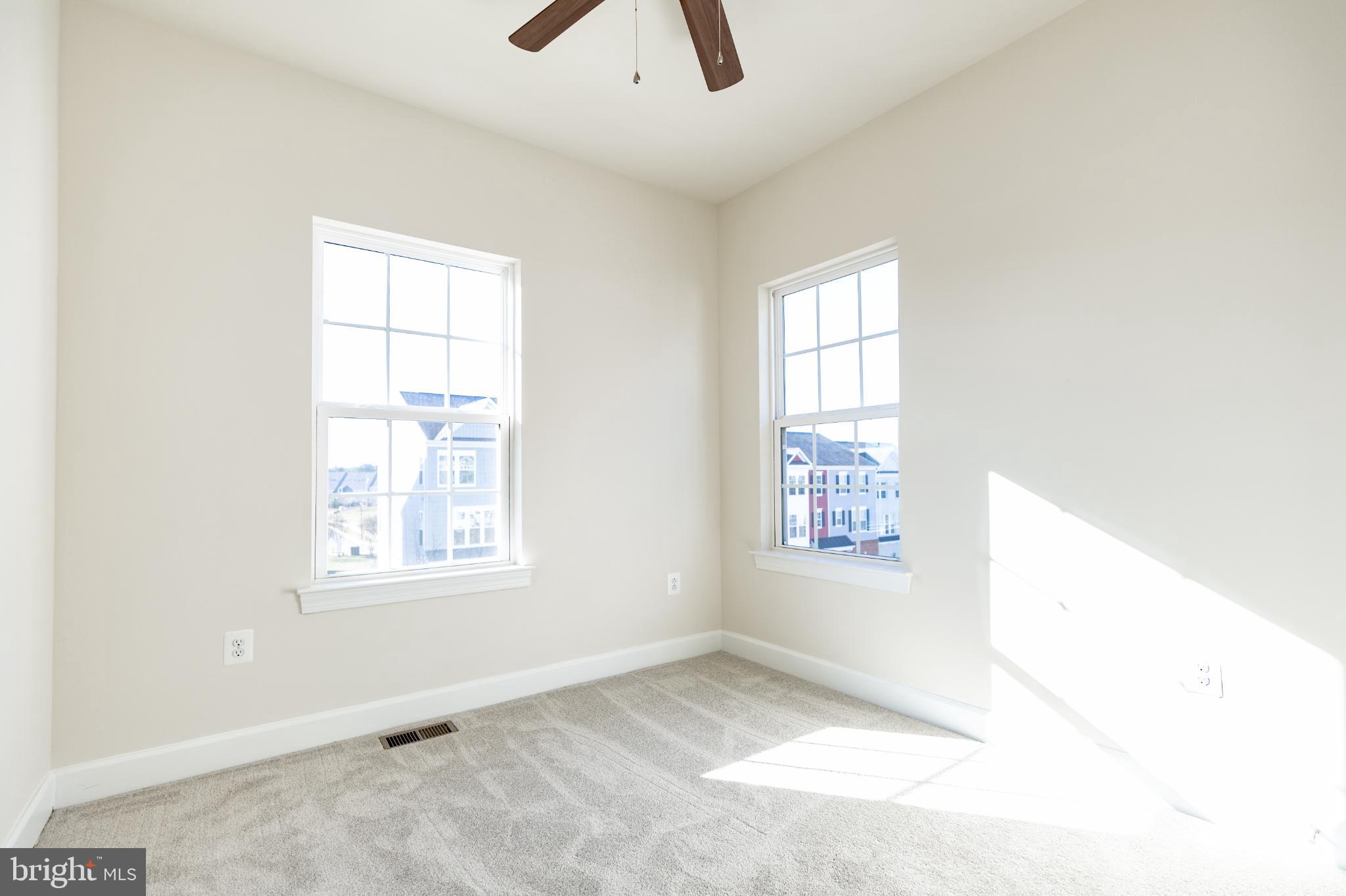 HAYMARKET CROSSING - Residential