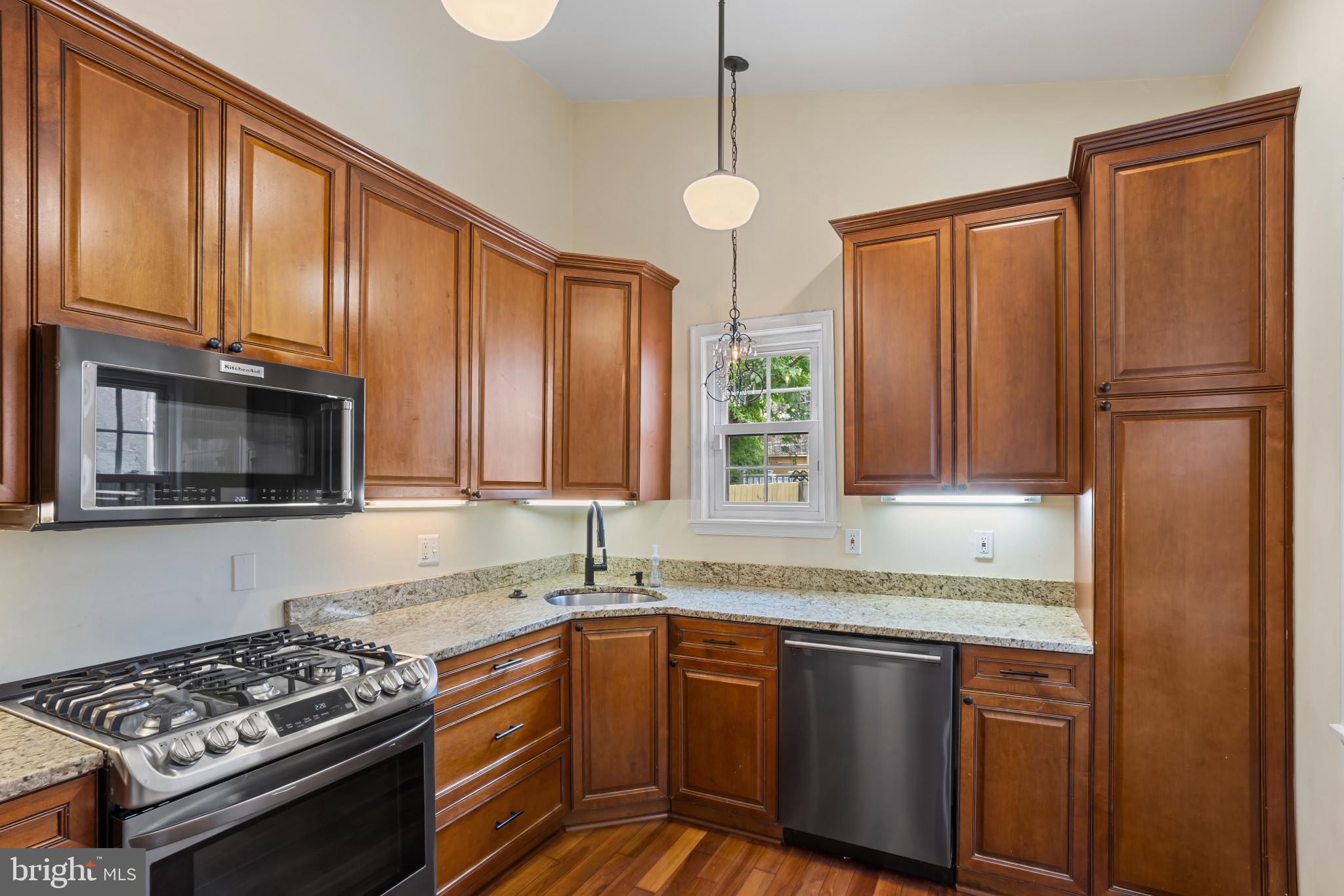 UPPER FELLS POINT - Residential