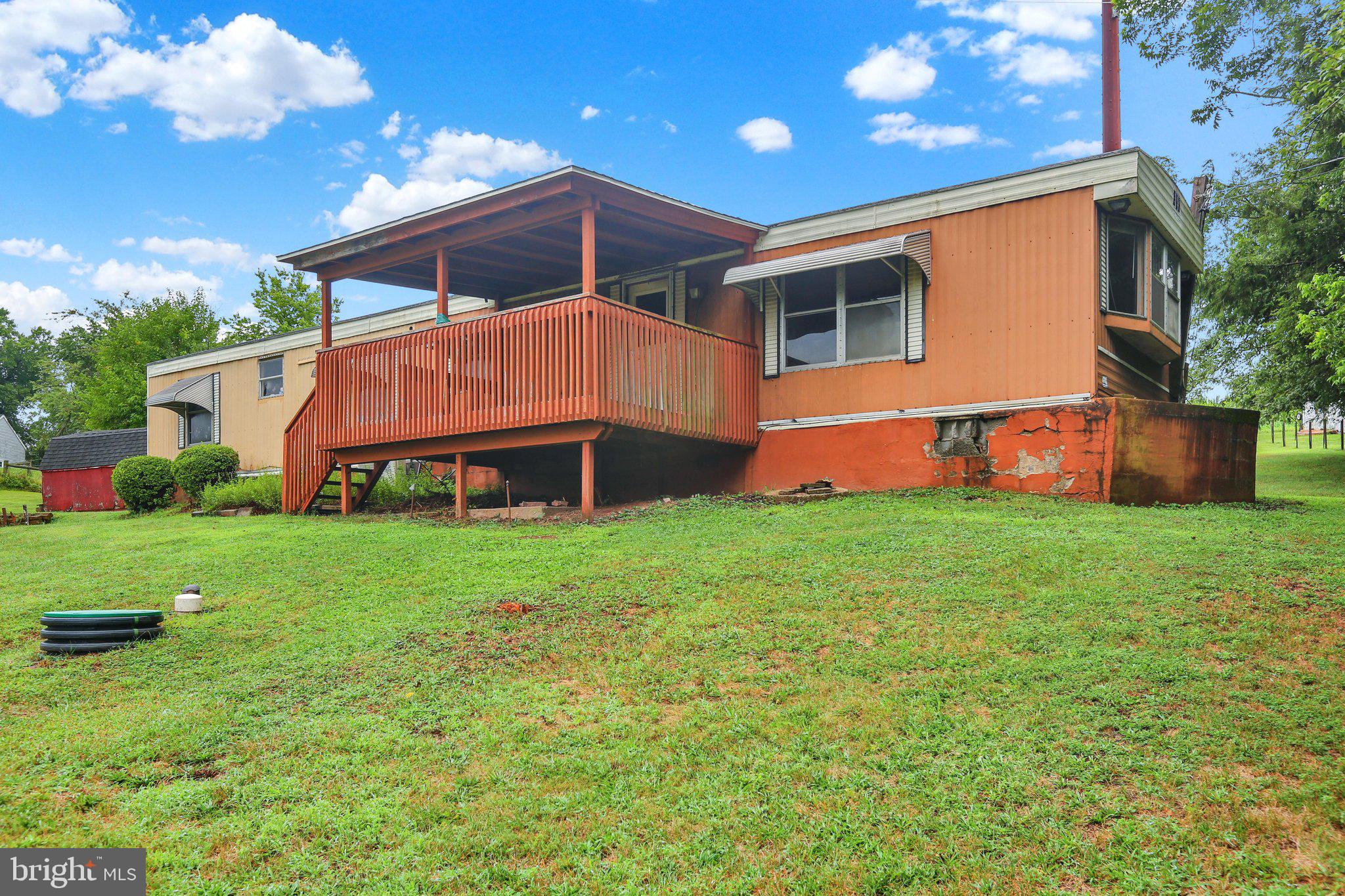 828 SPRING CITY ROAD