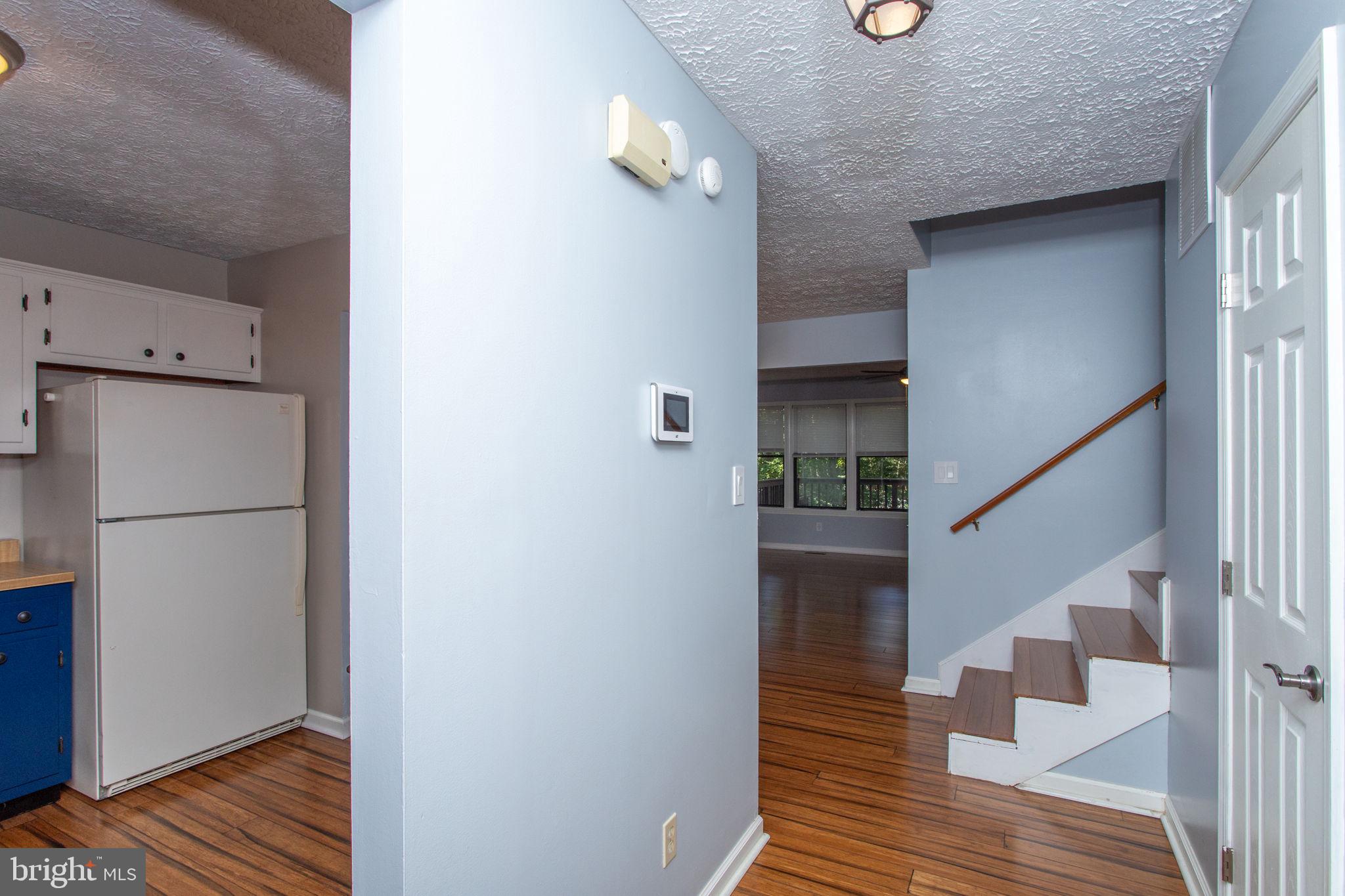 23341 RED OAK COURT