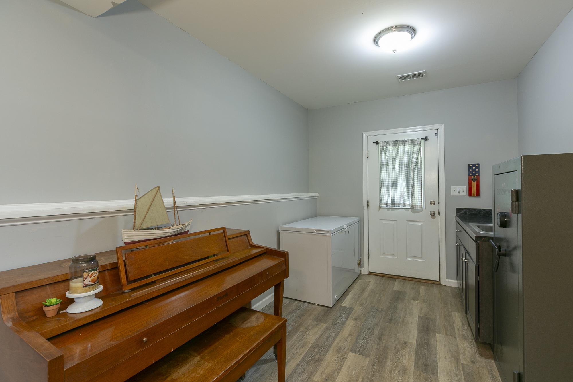 MECKLENBURG HEIGHTS - Residential