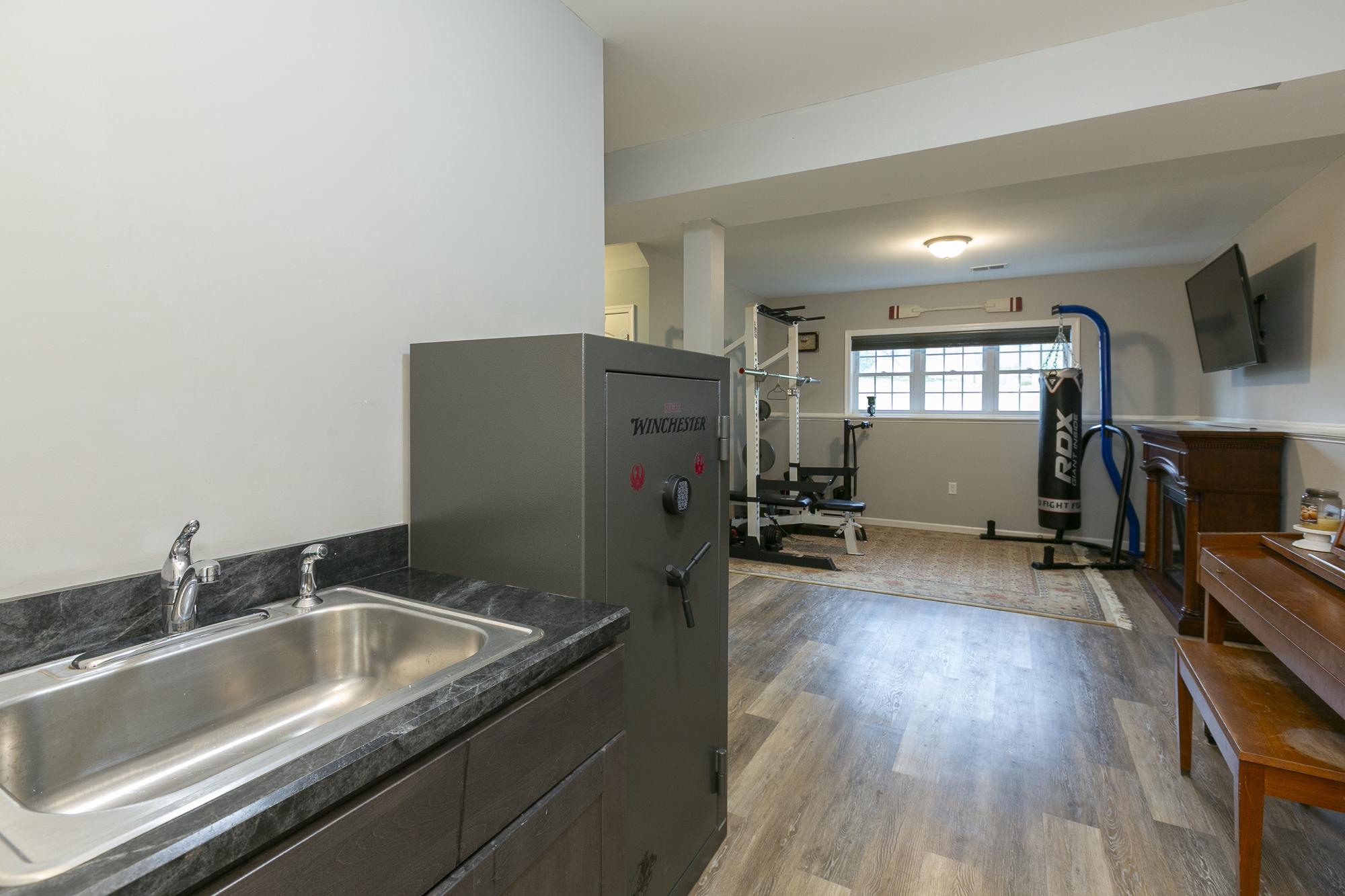 MECKLENBURG HEIGHTS - Residential