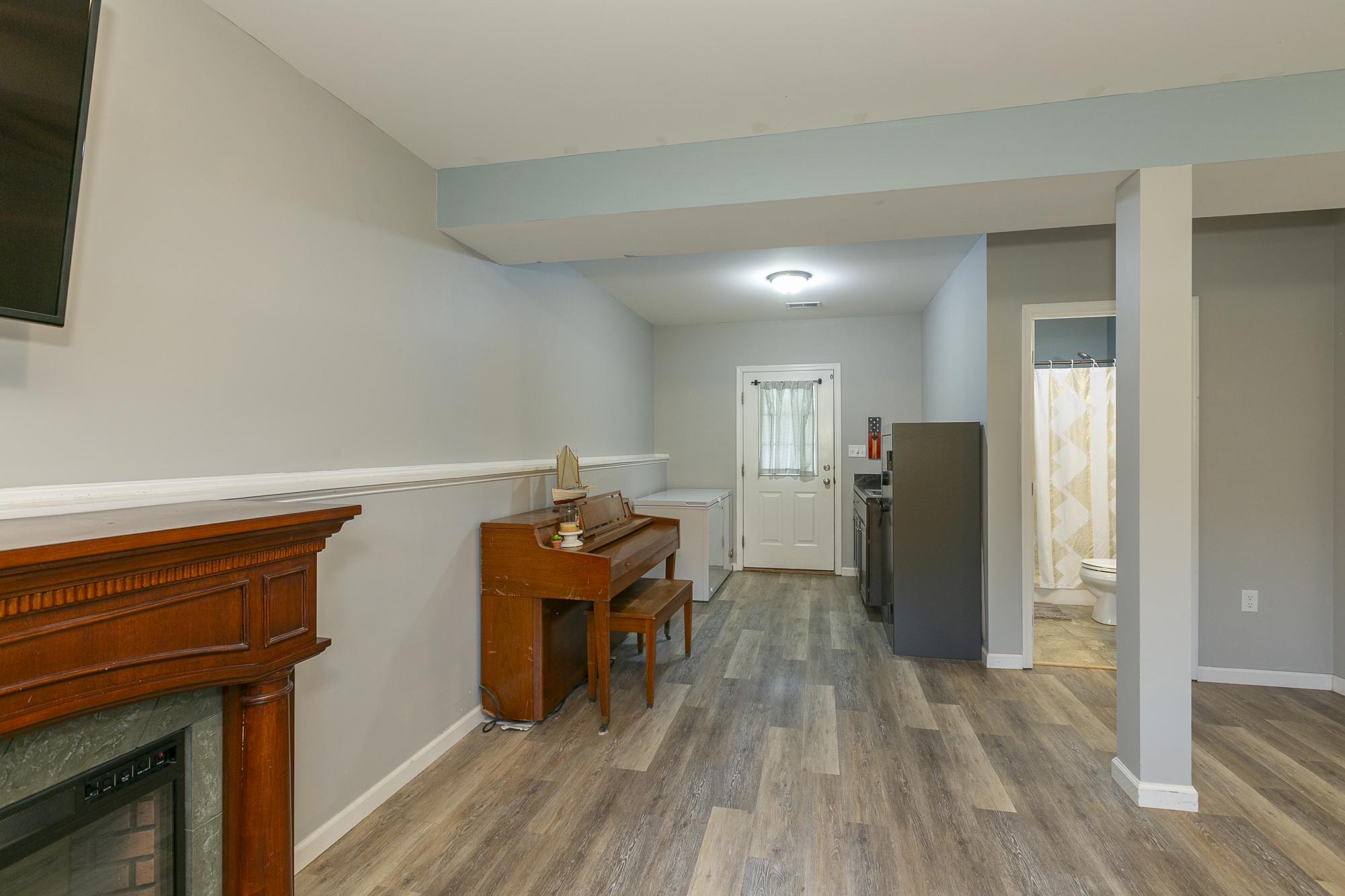 MECKLENBURG HEIGHTS - Residential