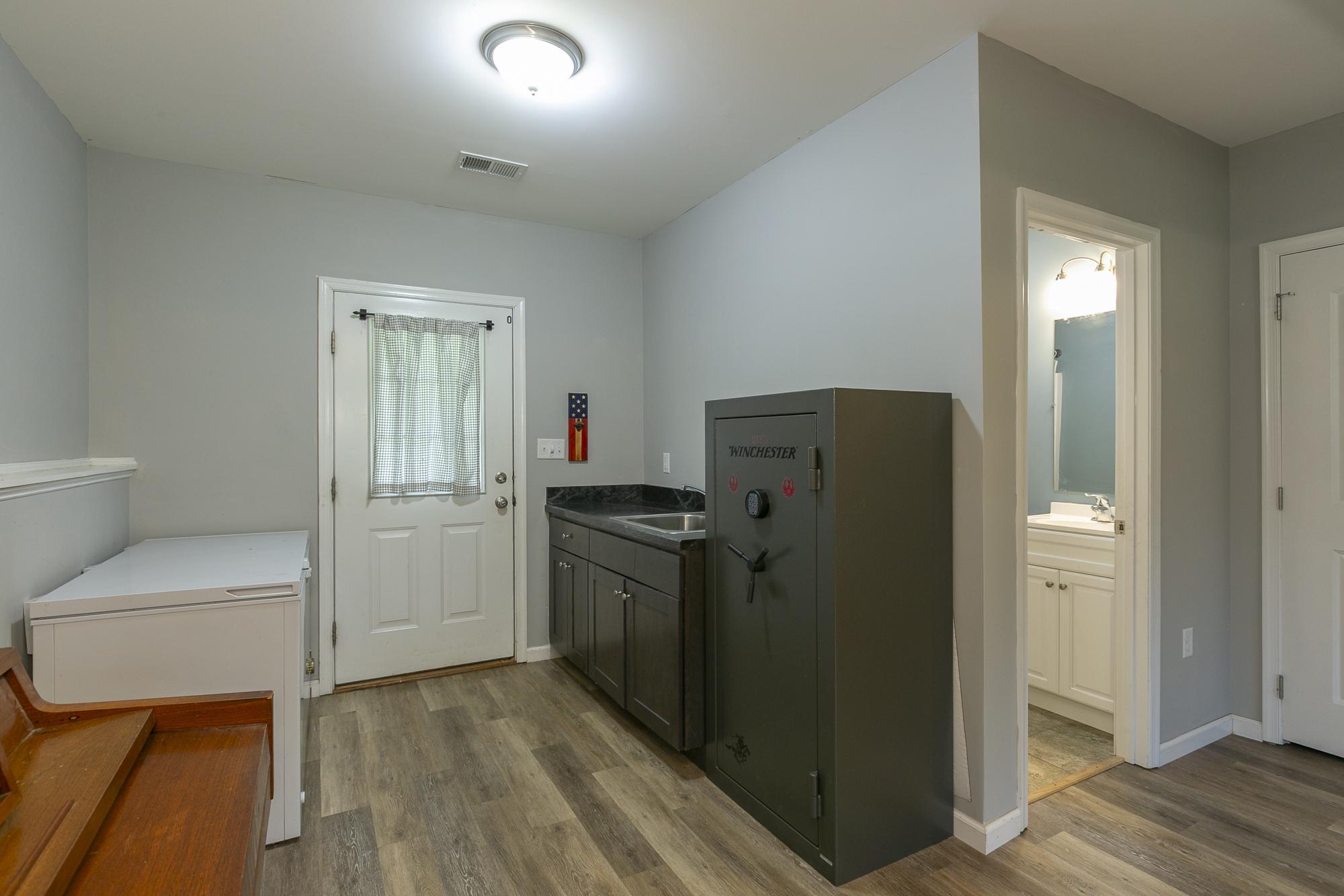 MECKLENBURG HEIGHTS - Residential