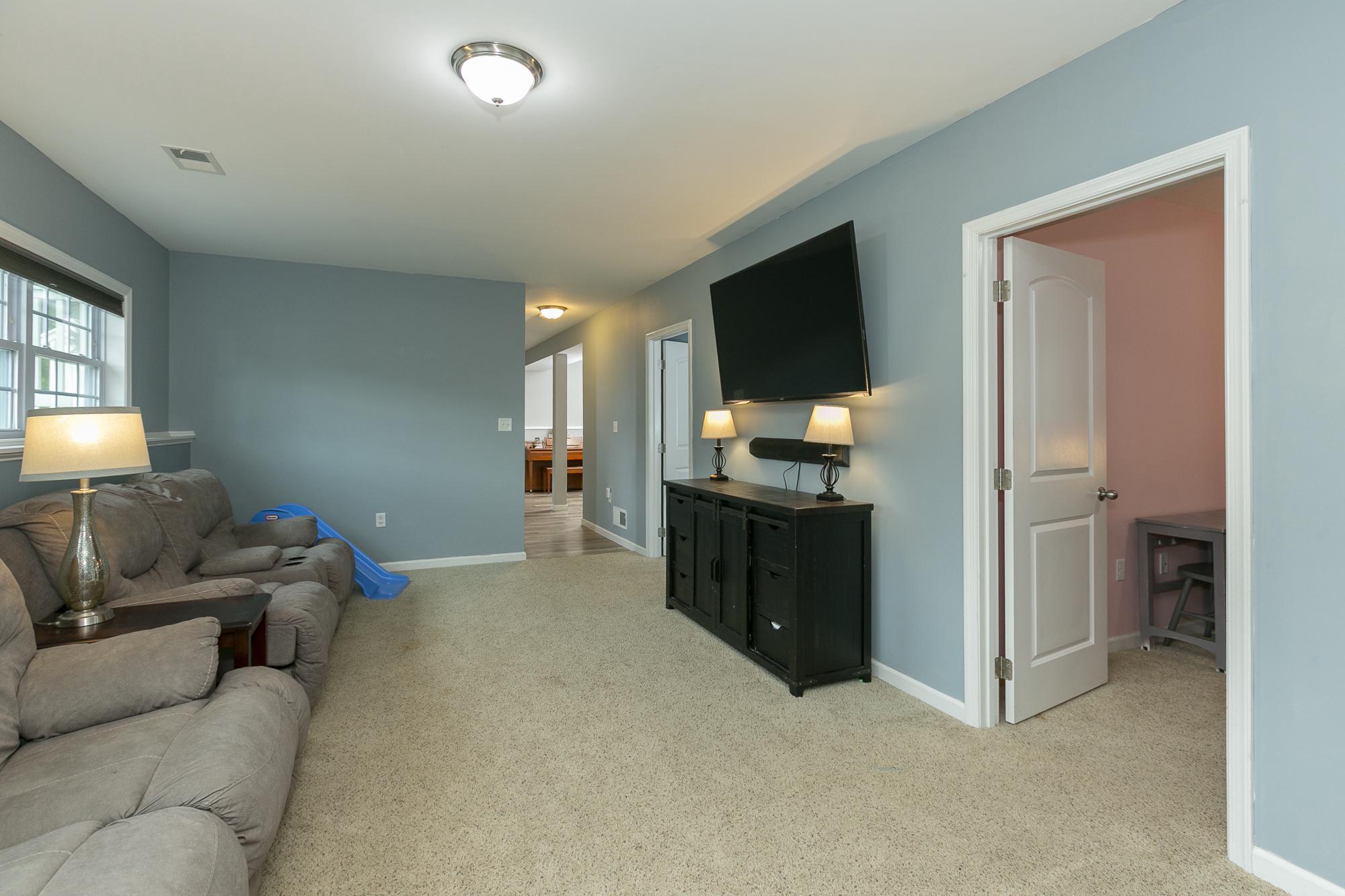 MECKLENBURG HEIGHTS - Residential