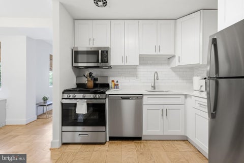 Photo of 200 N Maple Avenue #500, FALLS CHURCH, VA 22046 (MLS # VAFA2004220)