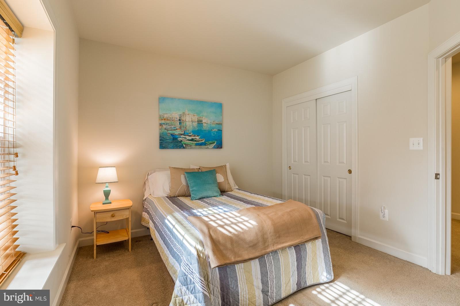 STONEWALL MANOR - Residential