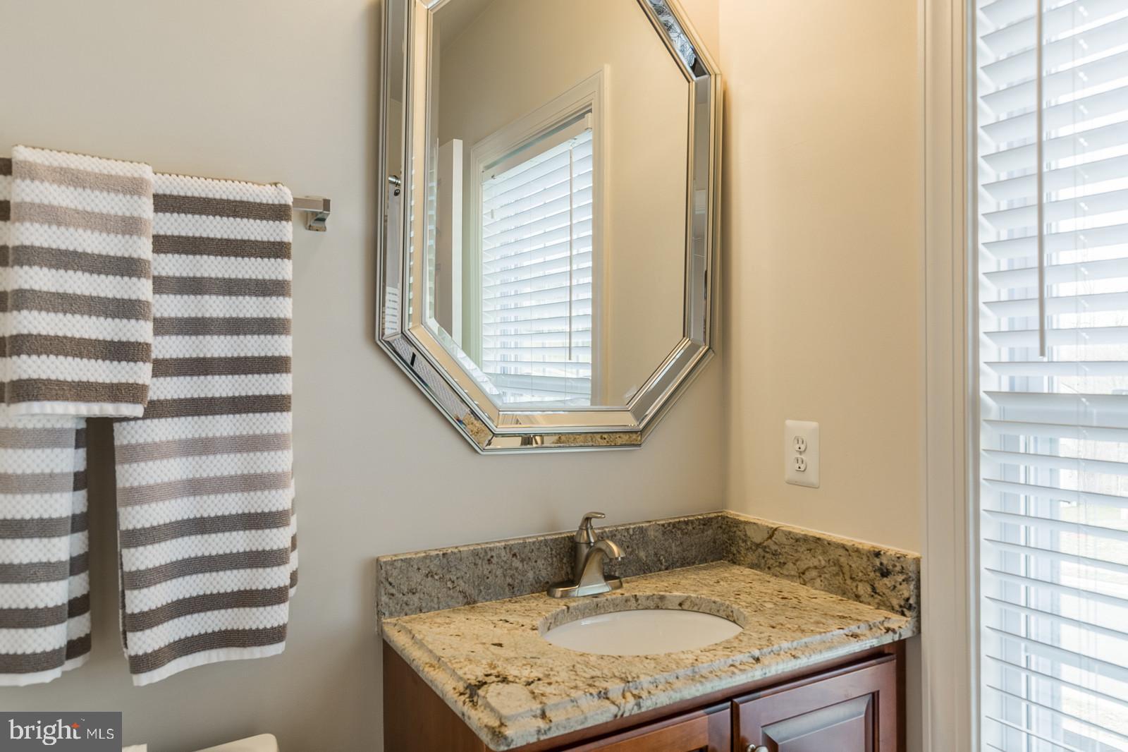 STONEWALL MANOR - Residential