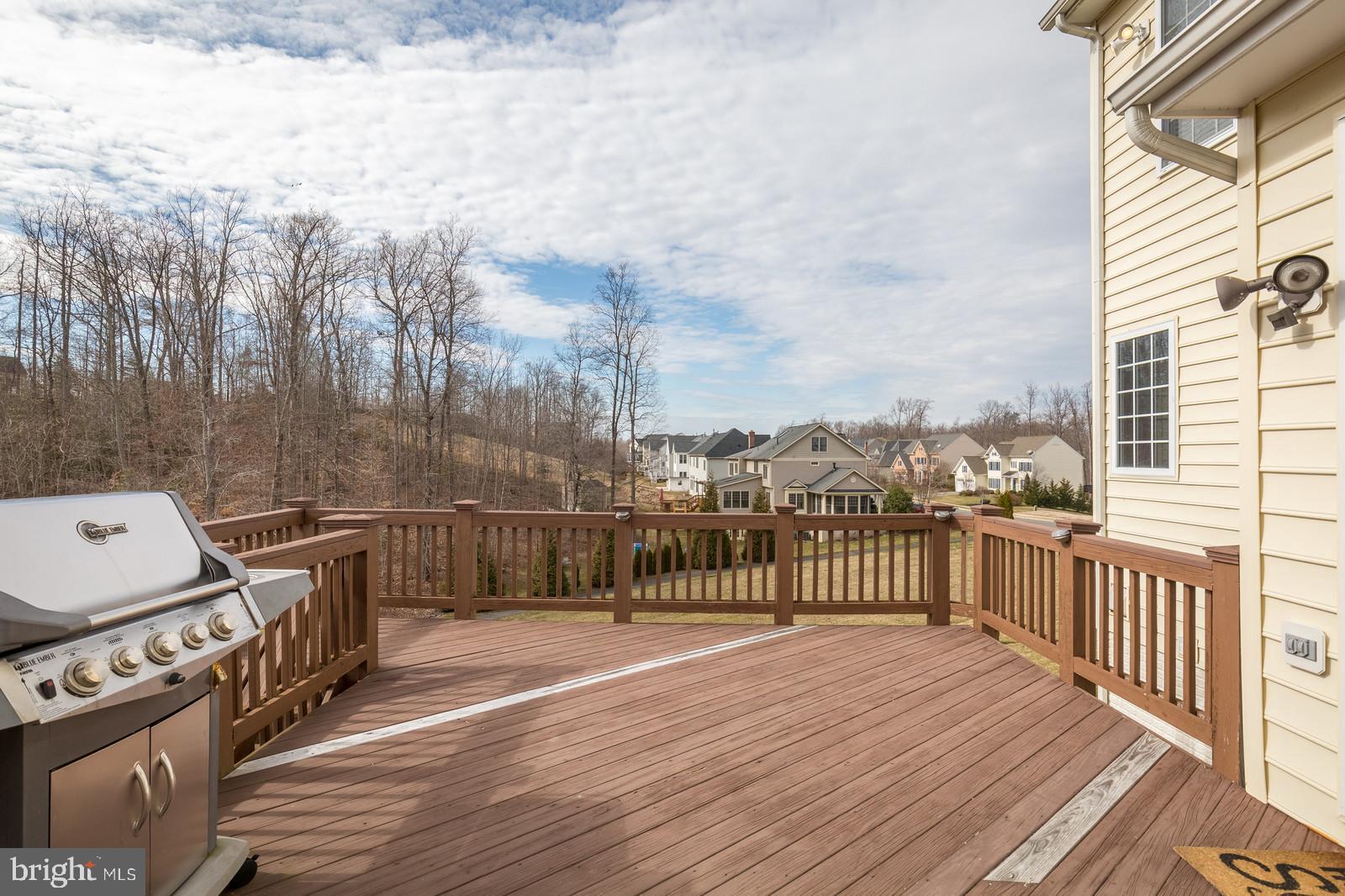 STONEWALL MANOR - Residential