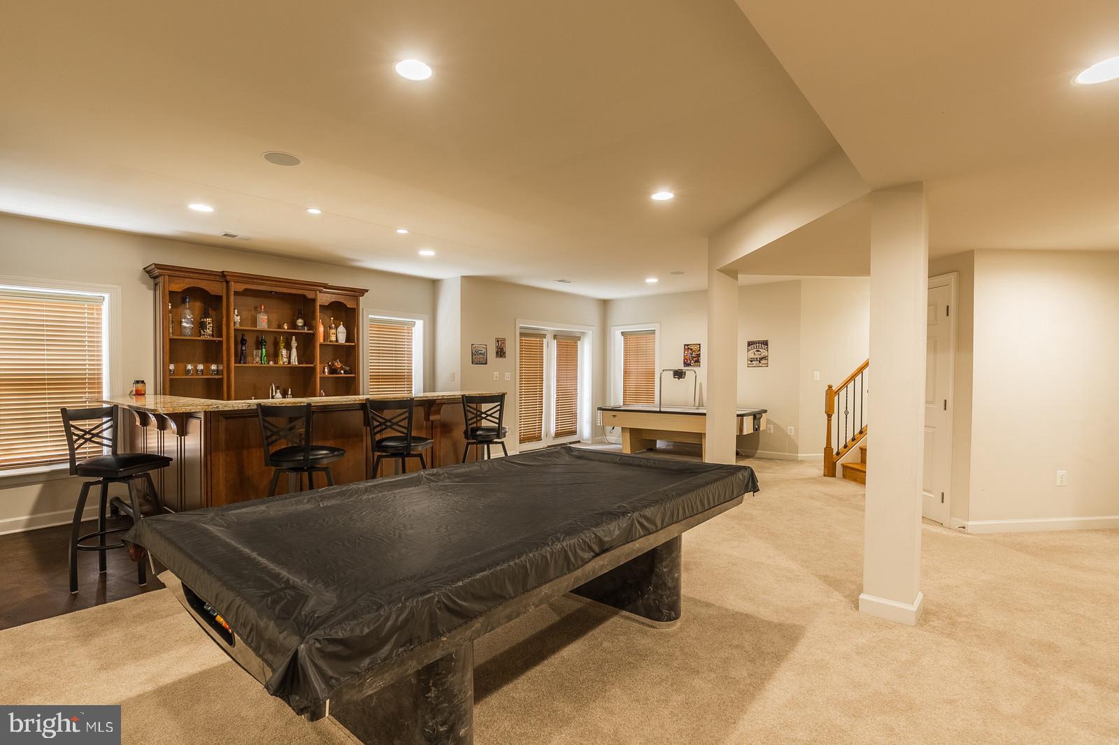 STONEWALL MANOR - Residential