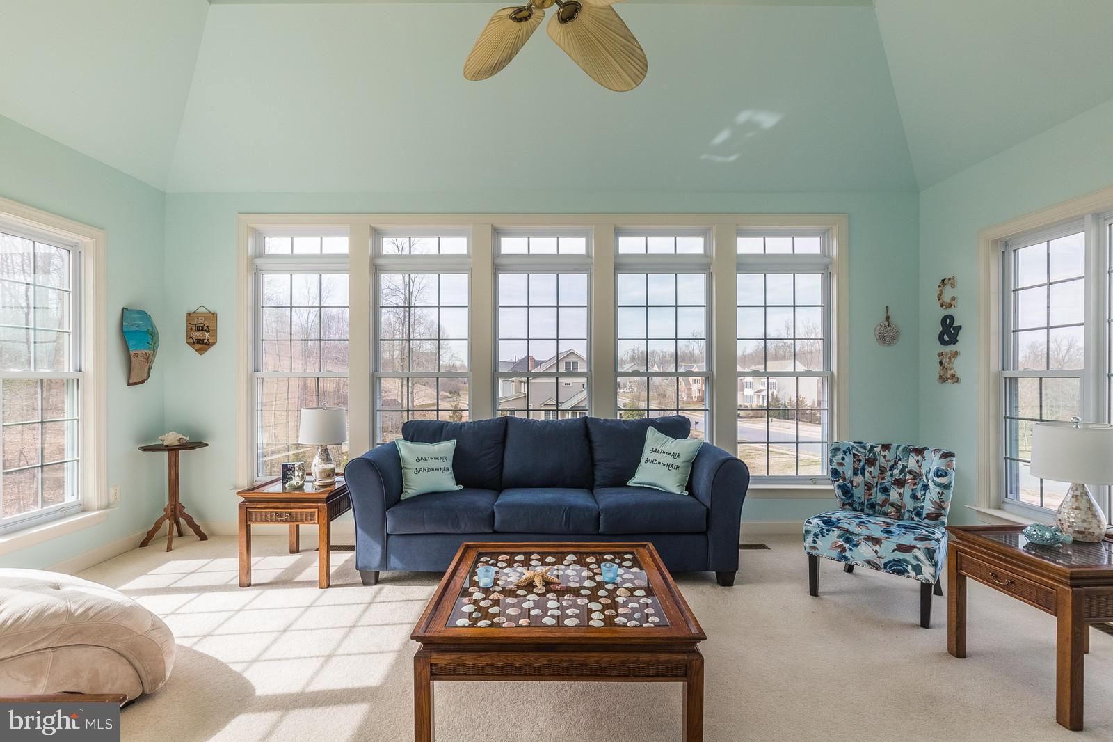 STONEWALL MANOR - Residential