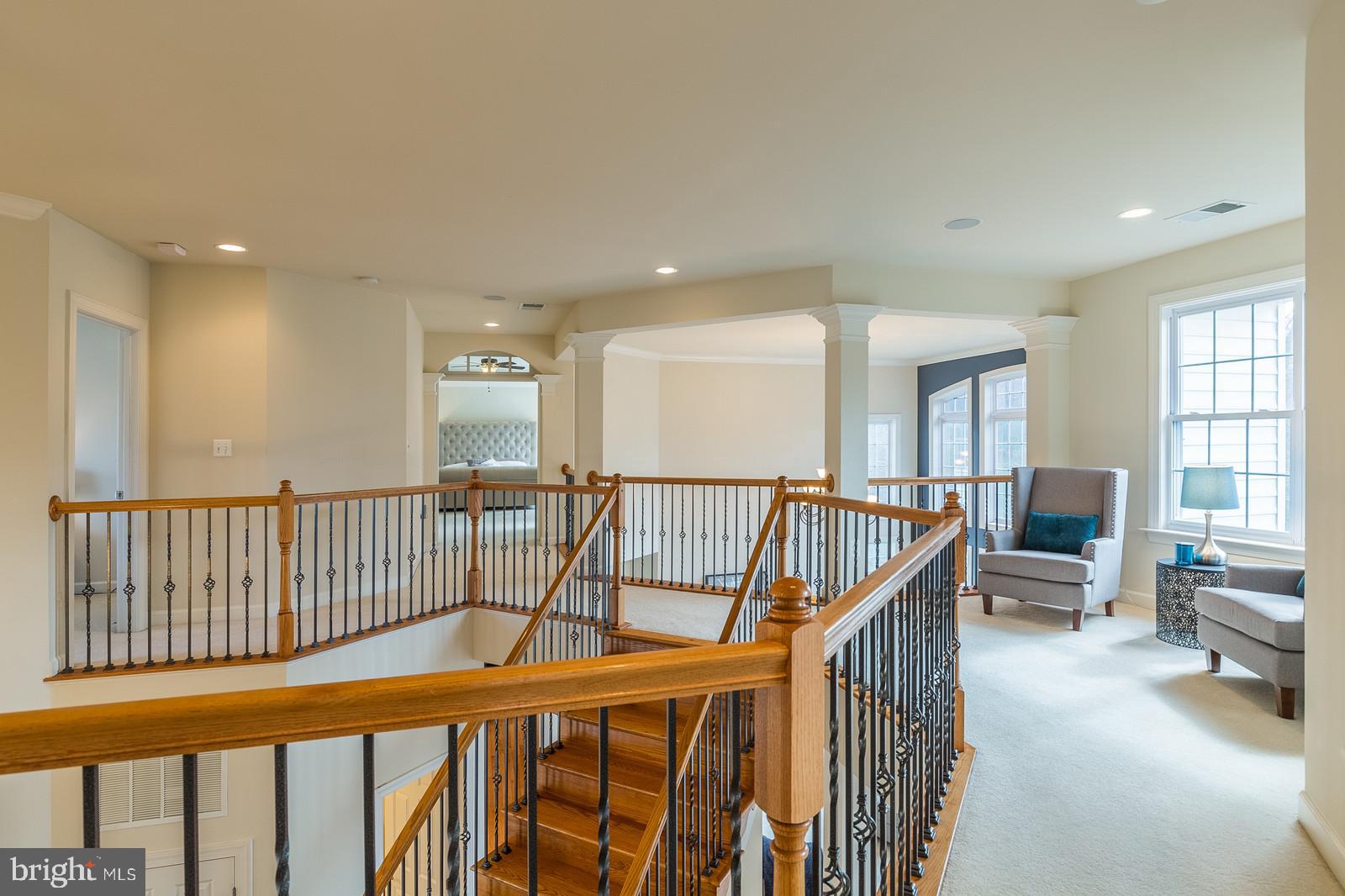 STONEWALL MANOR - Residential