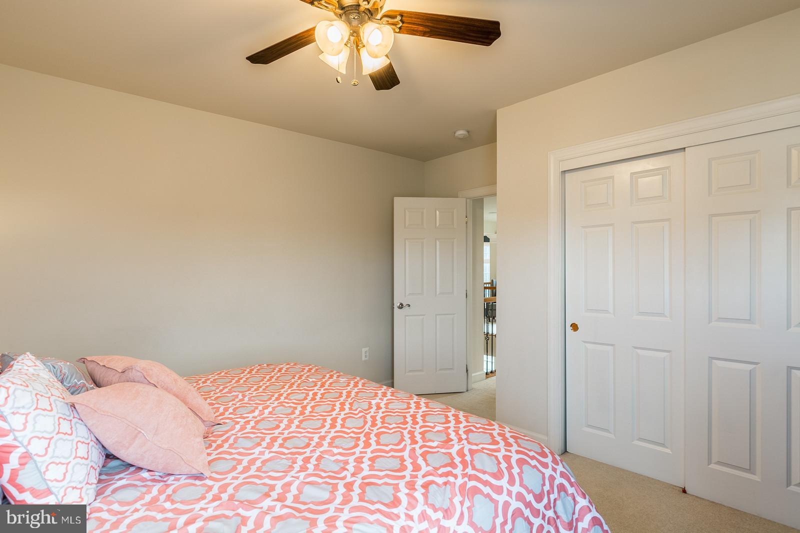 STONEWALL MANOR - Residential