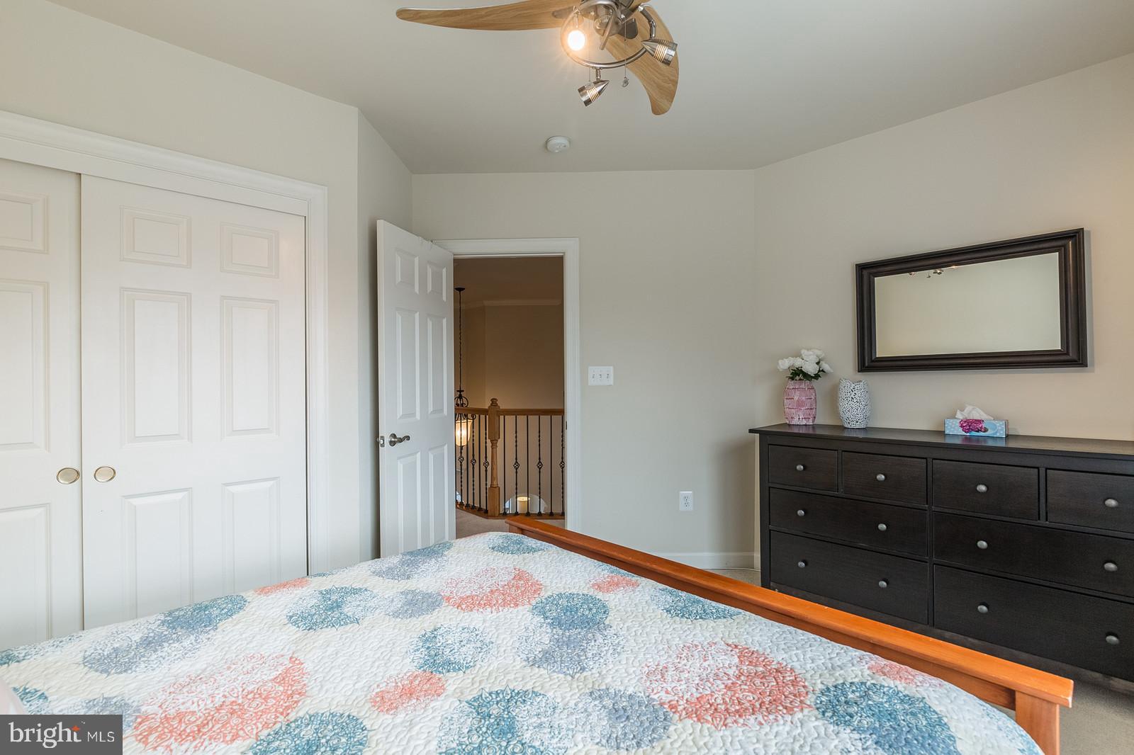 STONEWALL MANOR - Residential