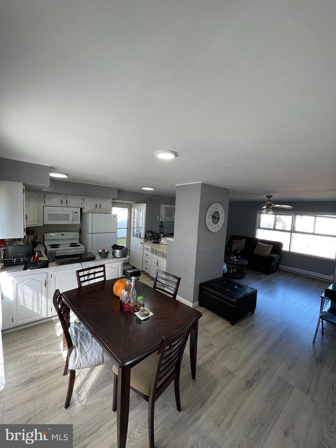 MAGNOLIA HILL - Residential