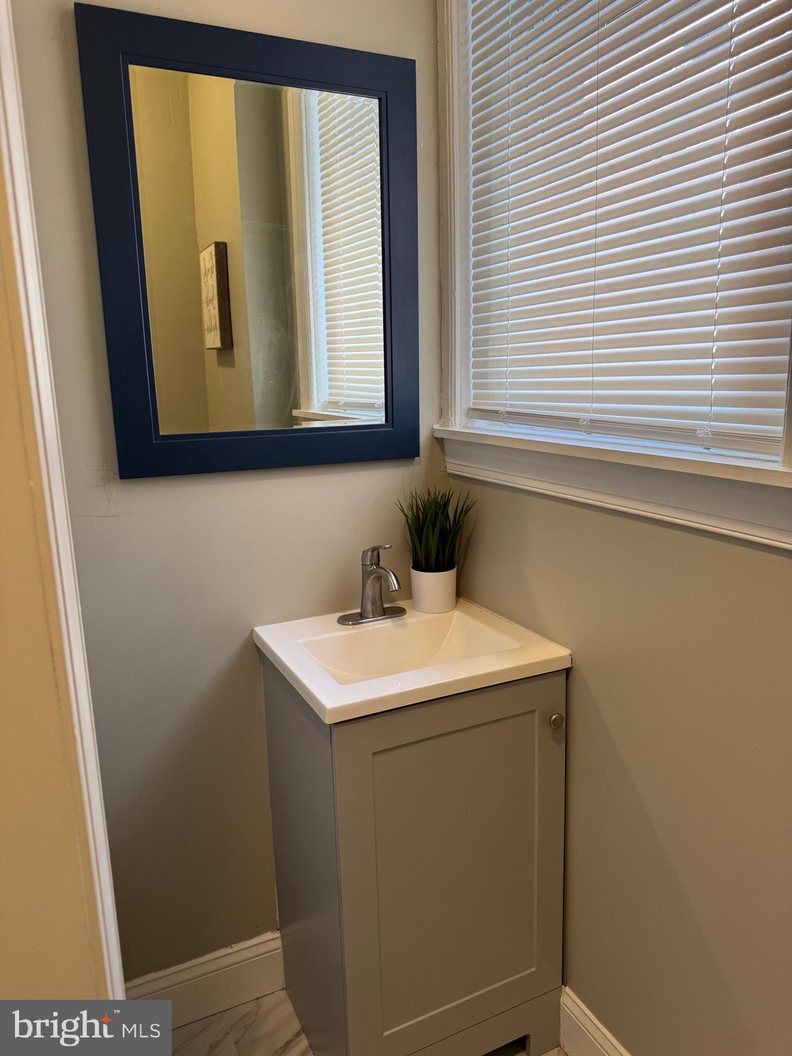 PHILADELPHIA (SOUTHWEST) - Residential