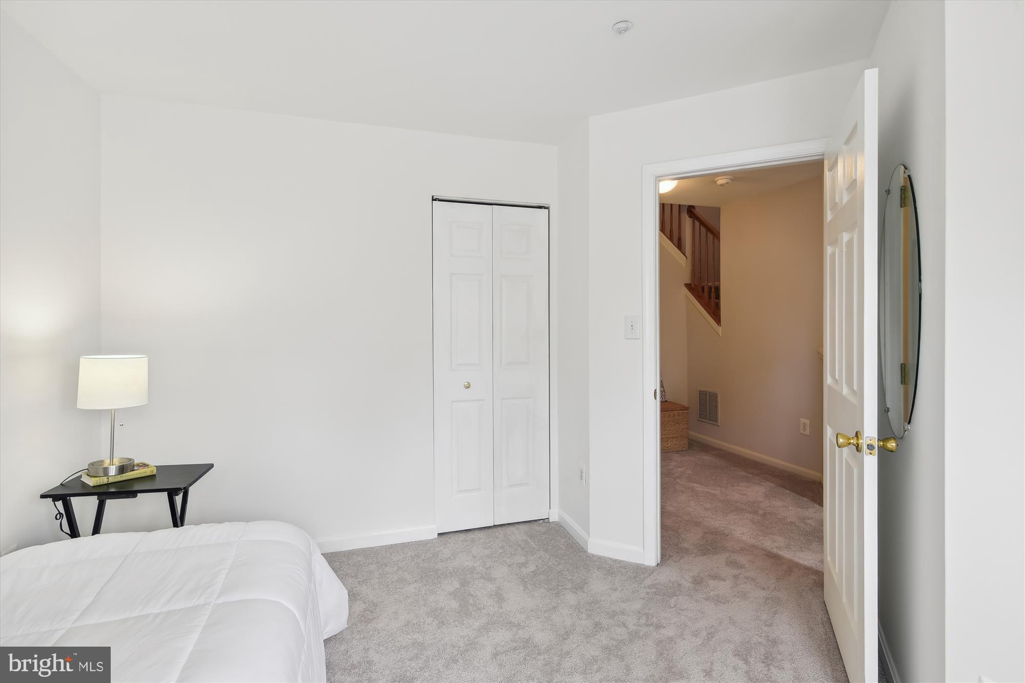 RIDGE COMMONS - Residential