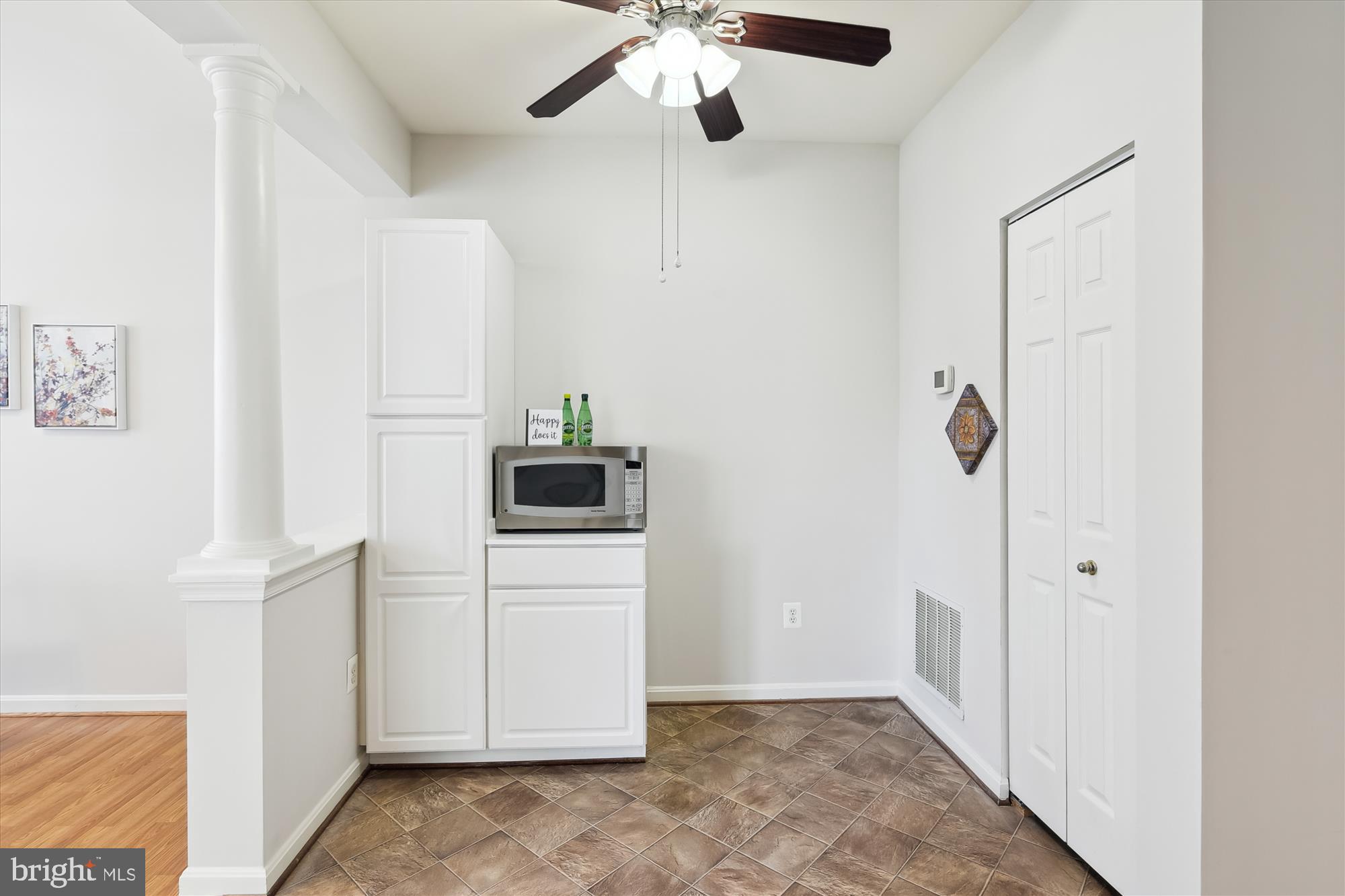 RIDGE COMMONS - Residential