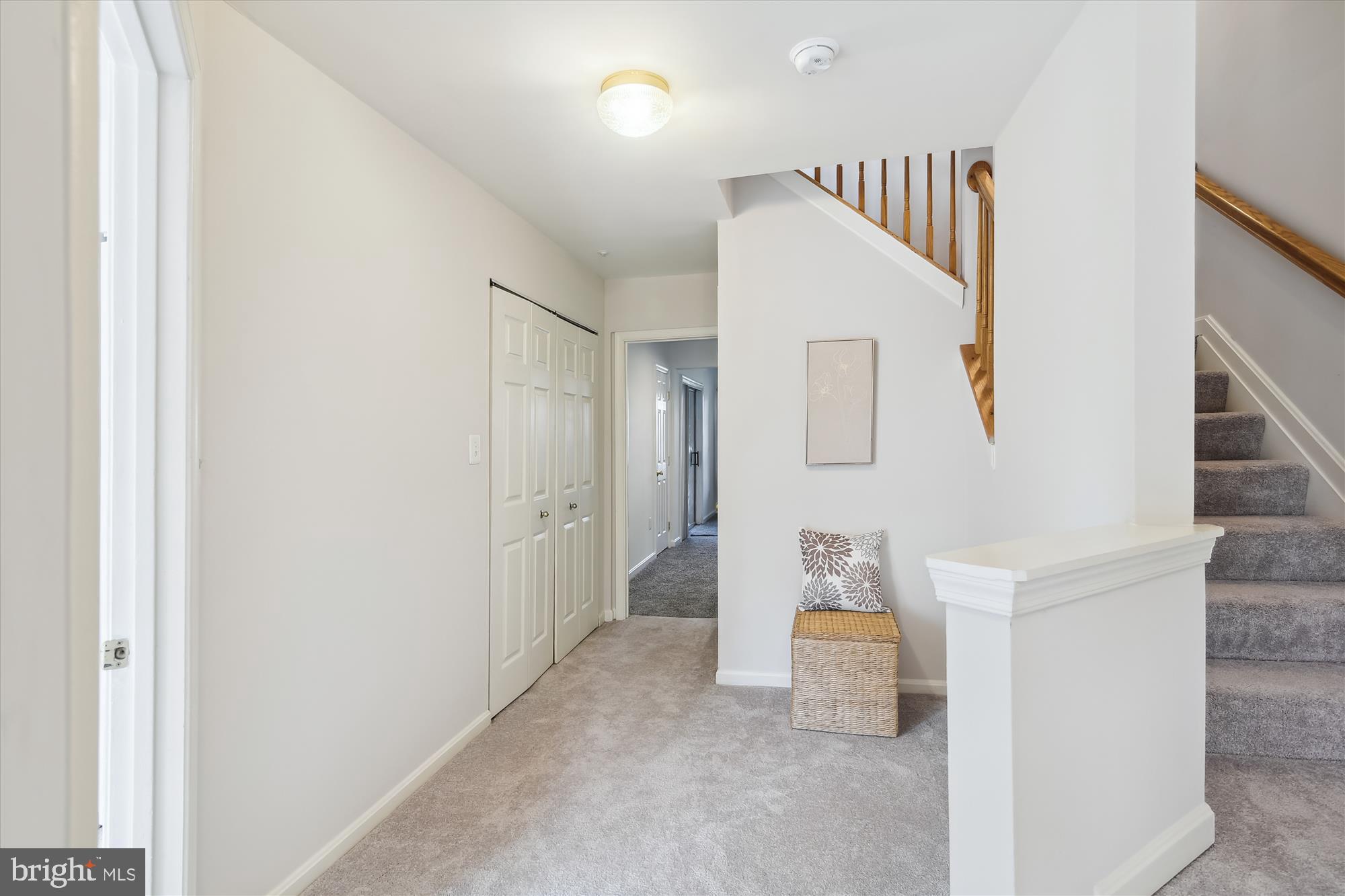 RIDGE COMMONS - Residential