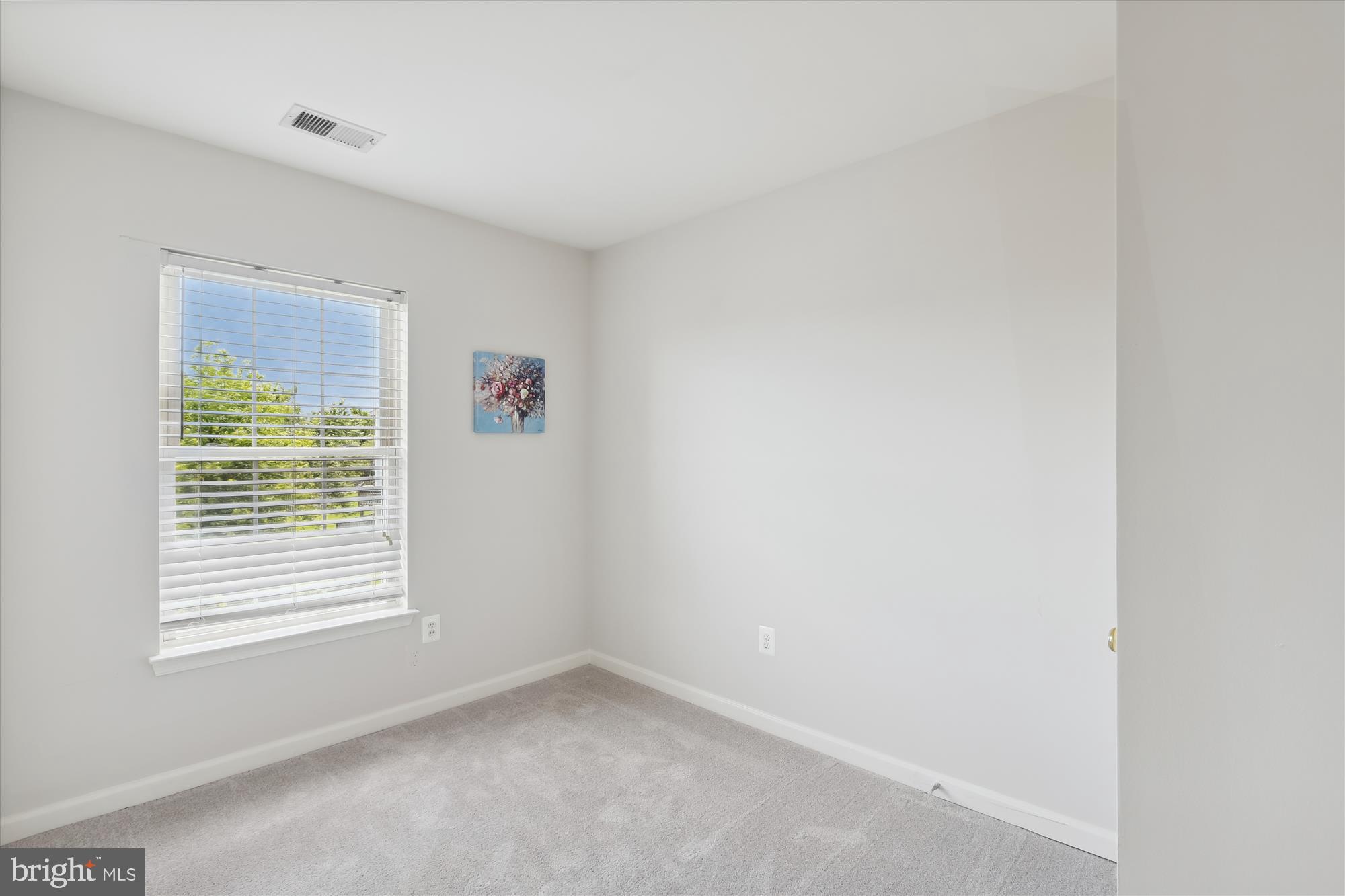 RIDGE COMMONS - Residential