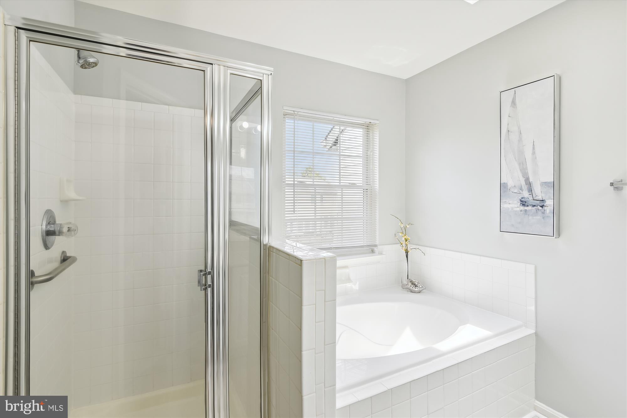 RIDGE COMMONS - Residential