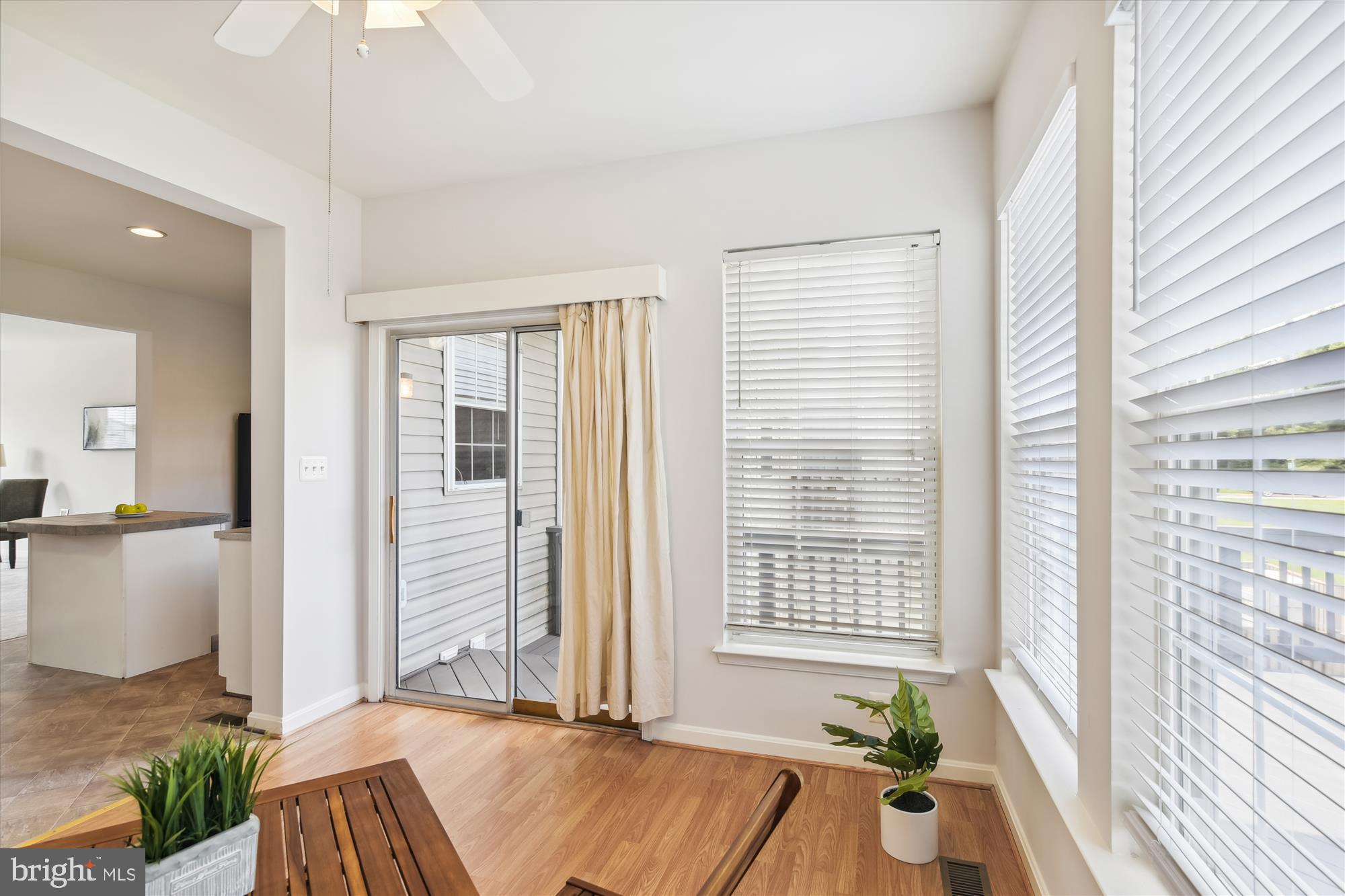 RIDGE COMMONS - Residential