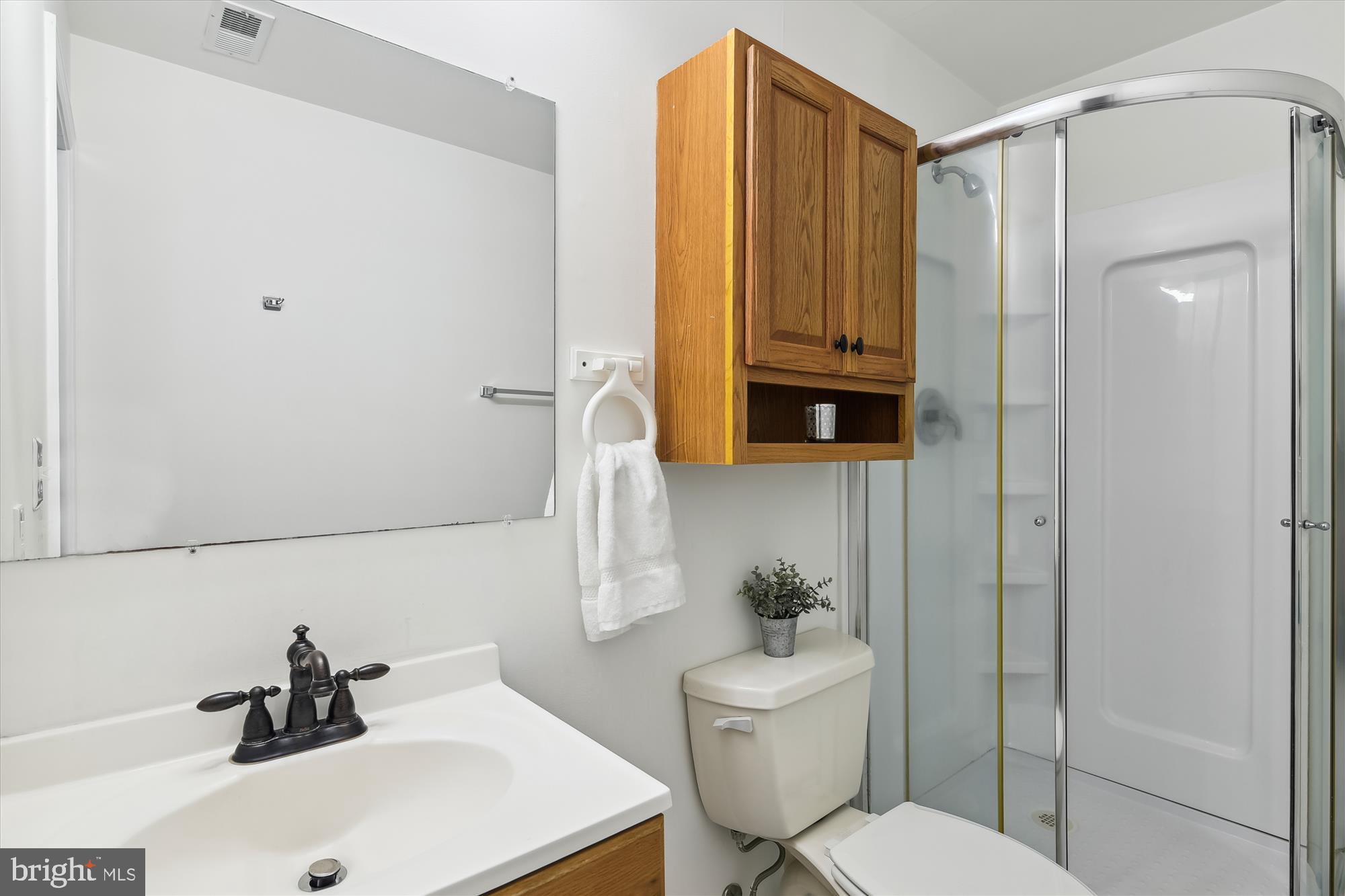 RIDGE COMMONS - Residential