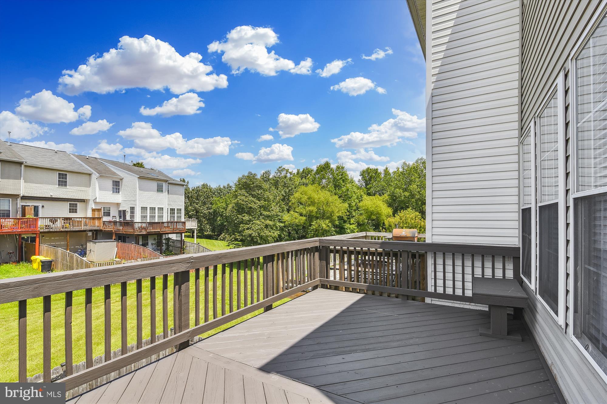 RIDGE COMMONS - Residential