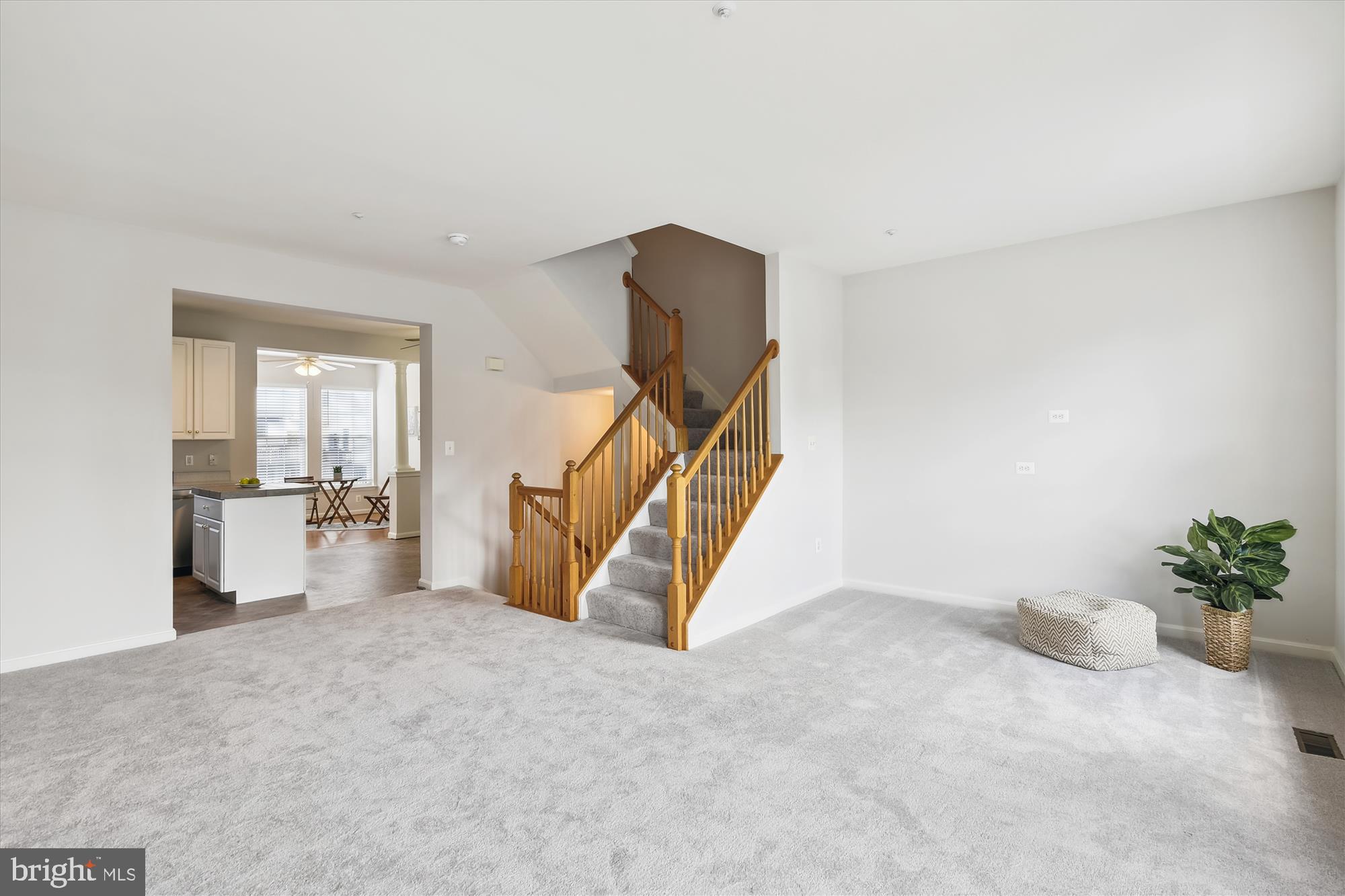 RIDGE COMMONS - Residential