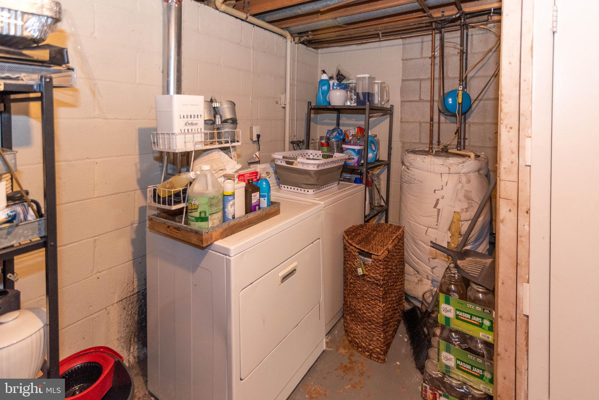 BROOKSIDE MANOR - Residential